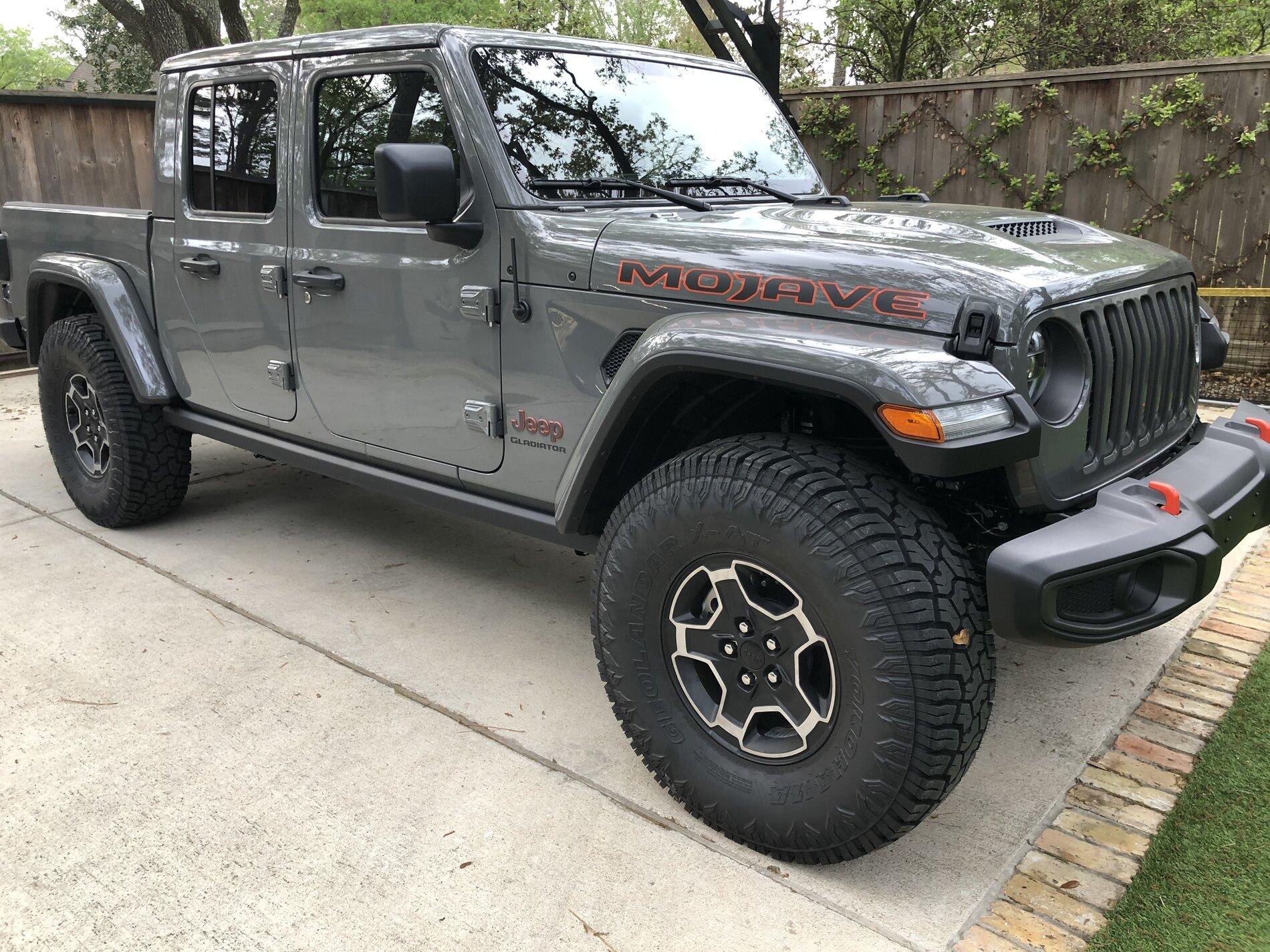 Jeep Gladiator Mojave upgraded wheels for sale 62C05201-8610-4E3A-AFDC-7E0F2040E2C0