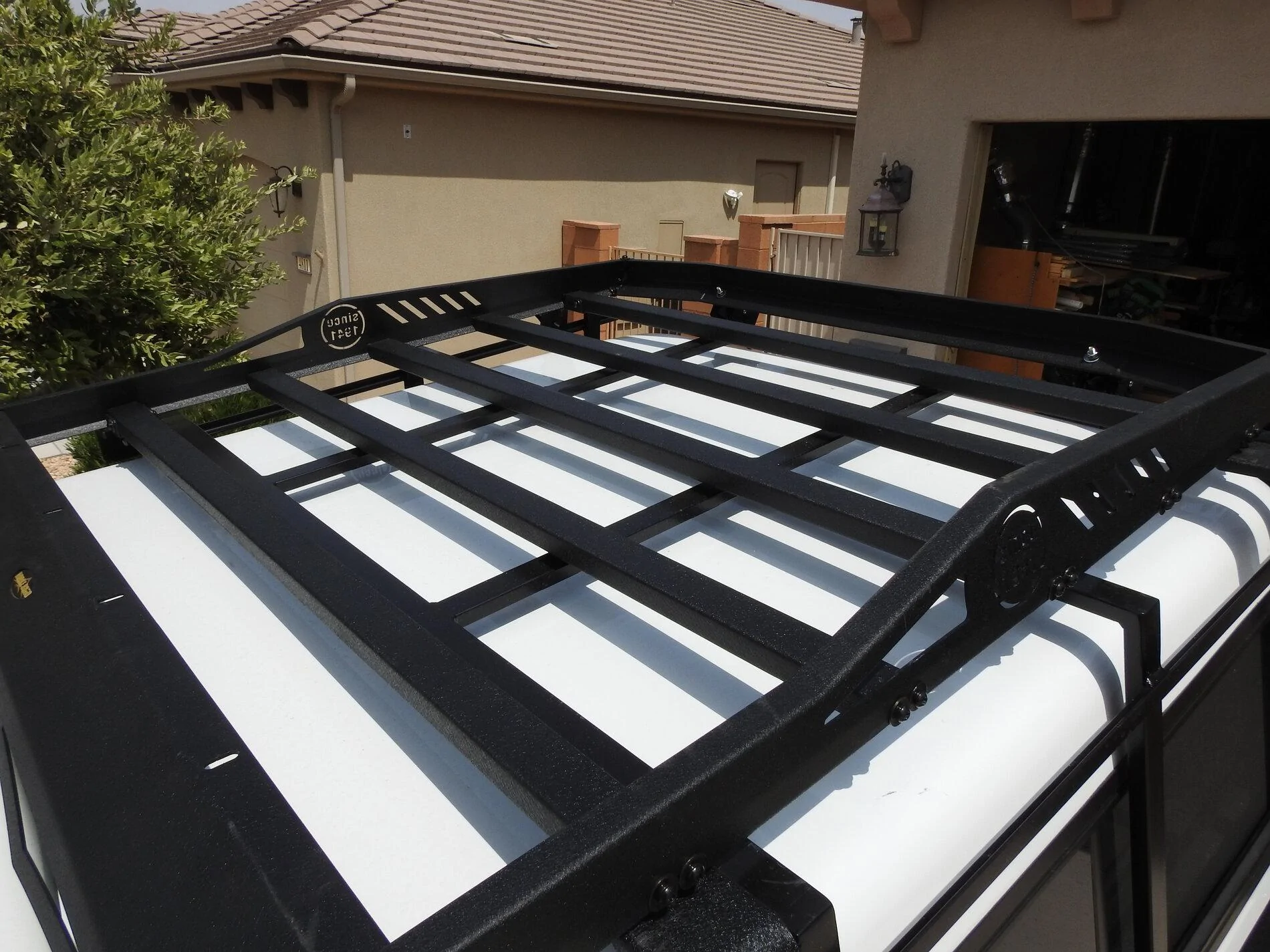 Jeep Gladiator UPDATE    Solid bed top with rack DSCN3616 (2)