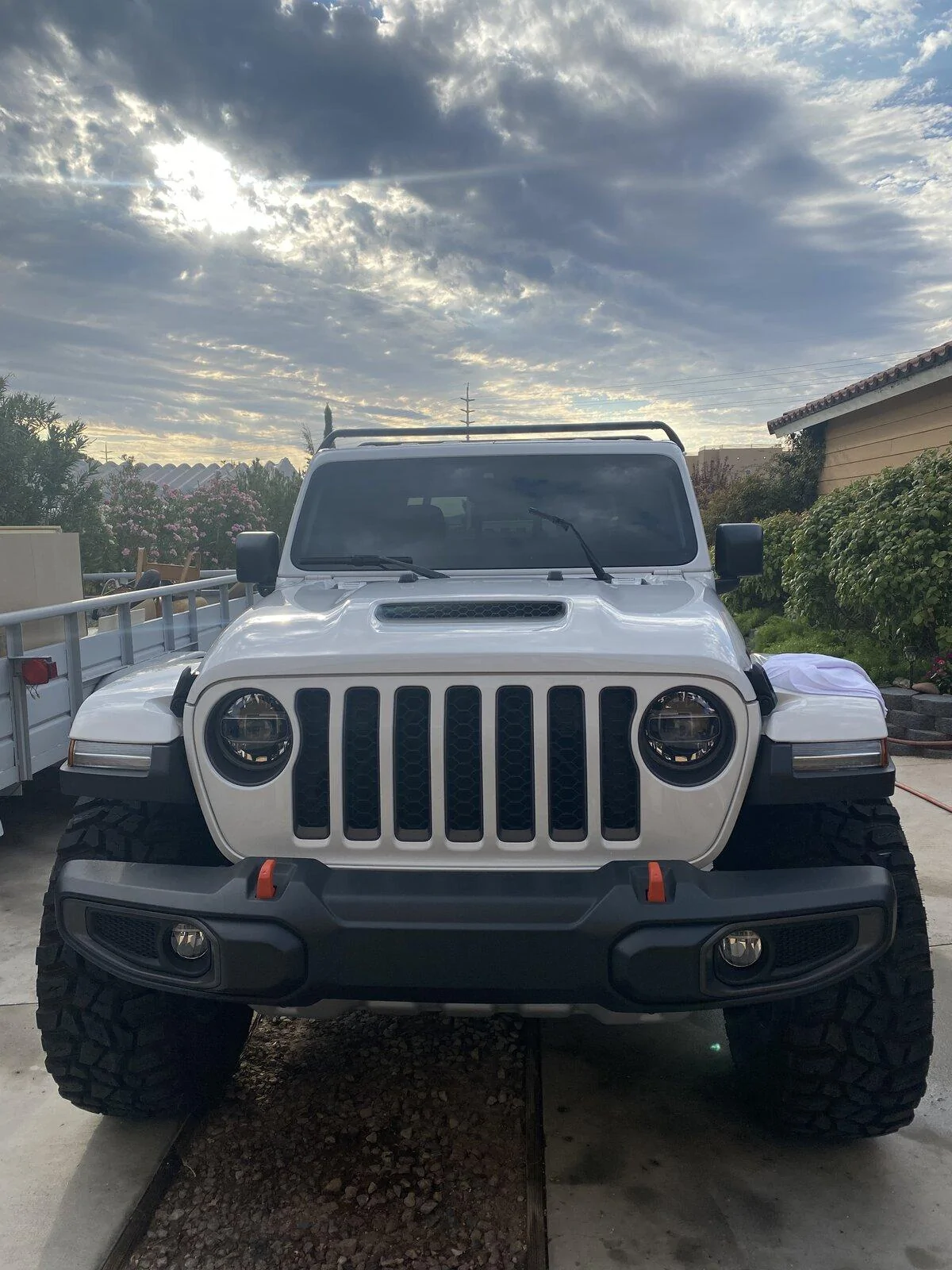 Jeep Gladiator Show Me Your 18in Wheels 23310032-6E17-470A-BC56-F00452B50A74