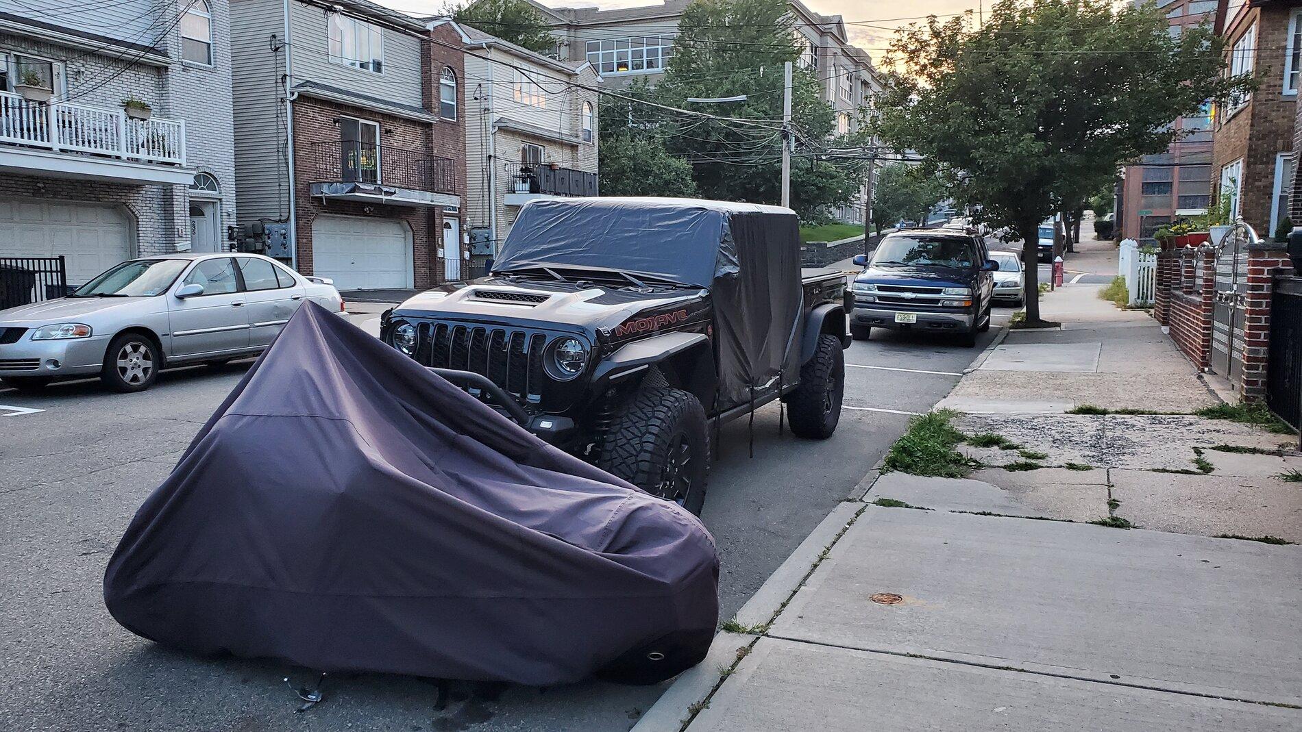 Jeep Gladiator Bestop's All Weather Trail Cover is here! 20210813_194755