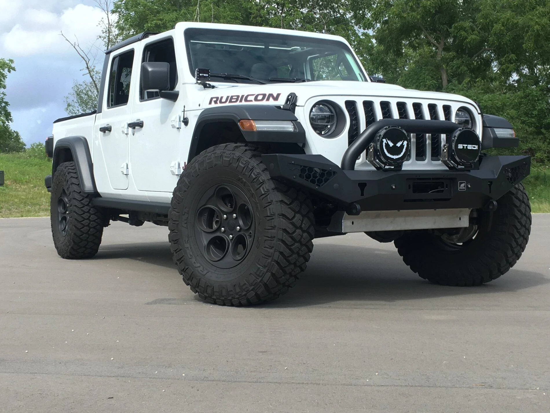 Jeep Gladiator AEV Savegre II ? F567E726-8325-49EF-9265-422A3A01A63A