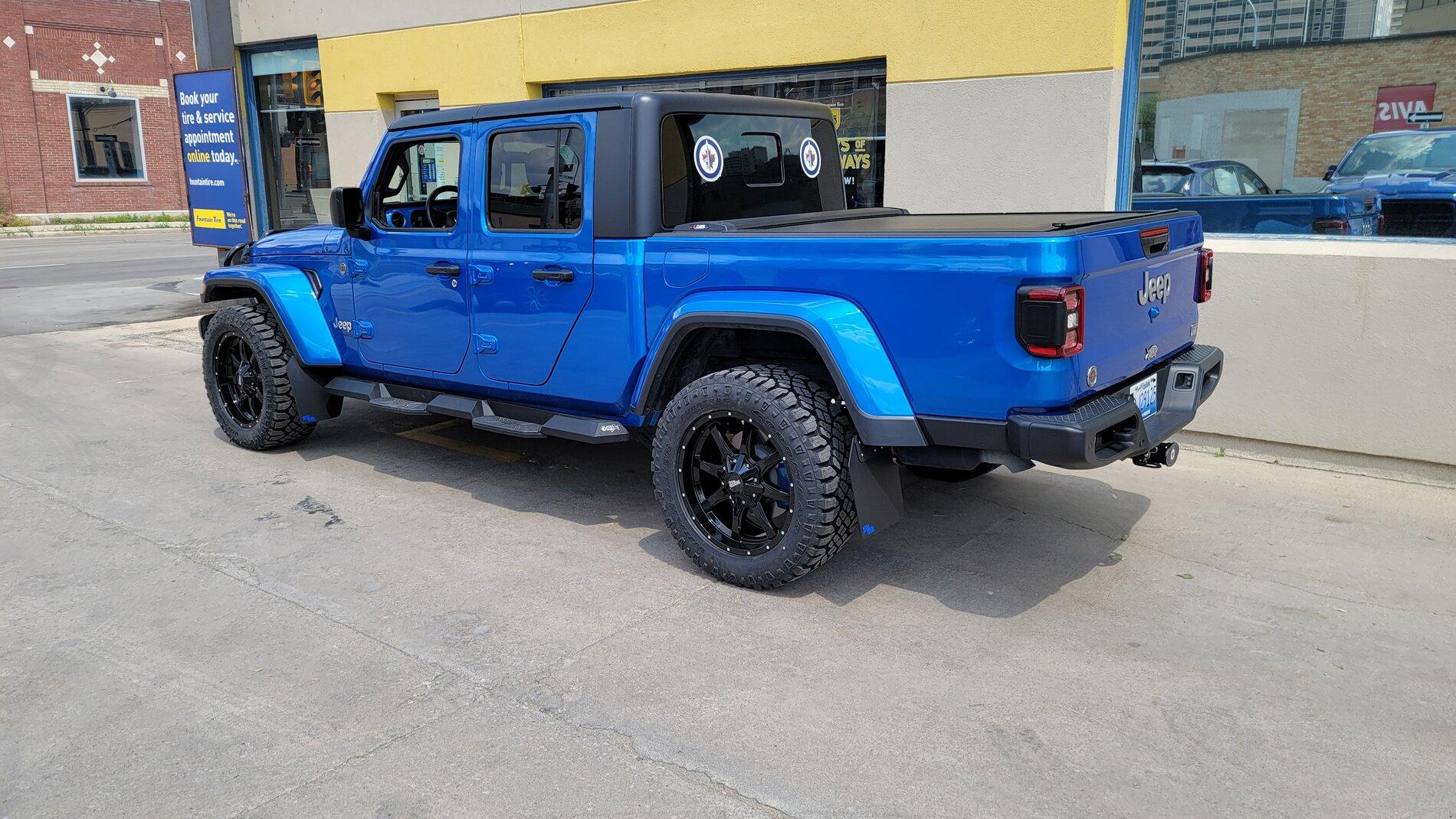 Jeep Gladiator HYDRO BLUE PEARL Gladiator JT Club 20210714_140258
