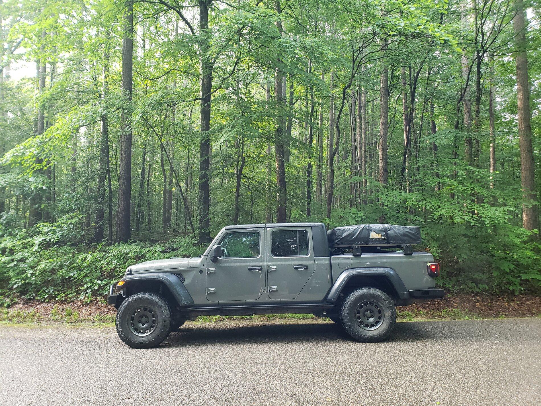 Jeep Gladiator BillieBars Bed Bars - Are they right for your Gladiator? JT smokys 3