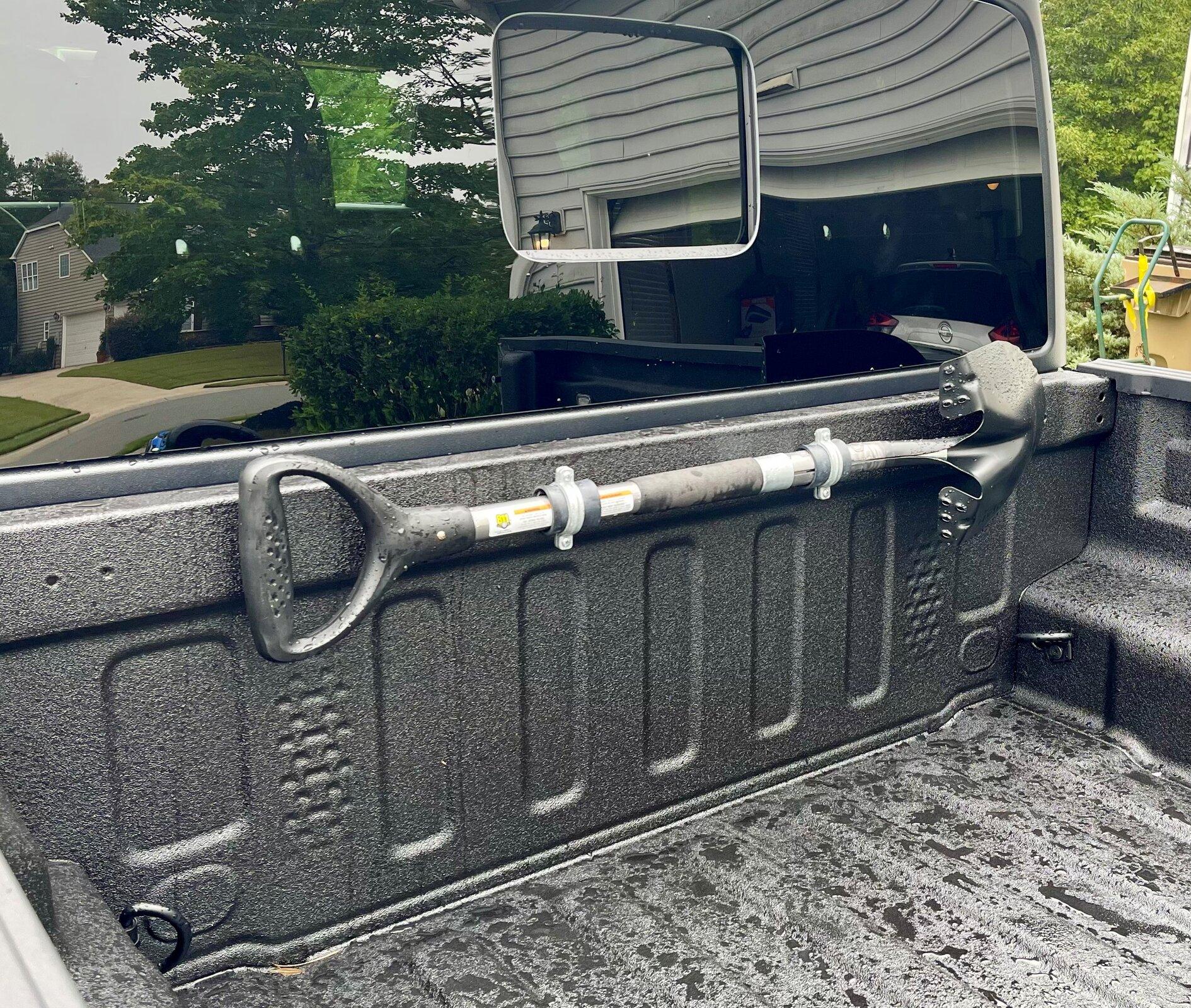 Jeep Gladiator Bed Mount Shovel Rack IMG_0195(2) (2)