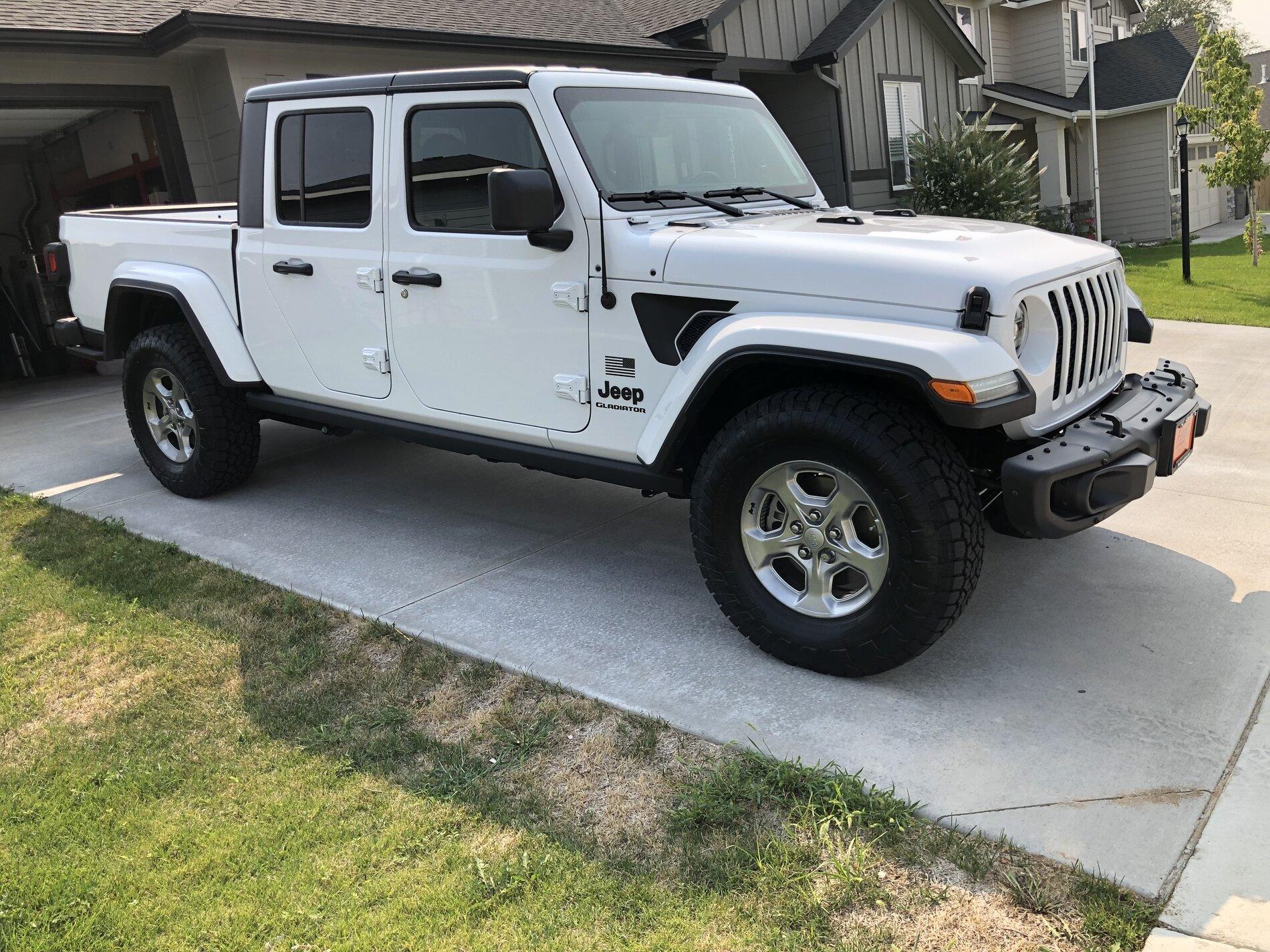 Jeep Gladiator Josh's Rig, Oscar. 6353415E-7708-4B2D-90EF-DF436E8C6BB3