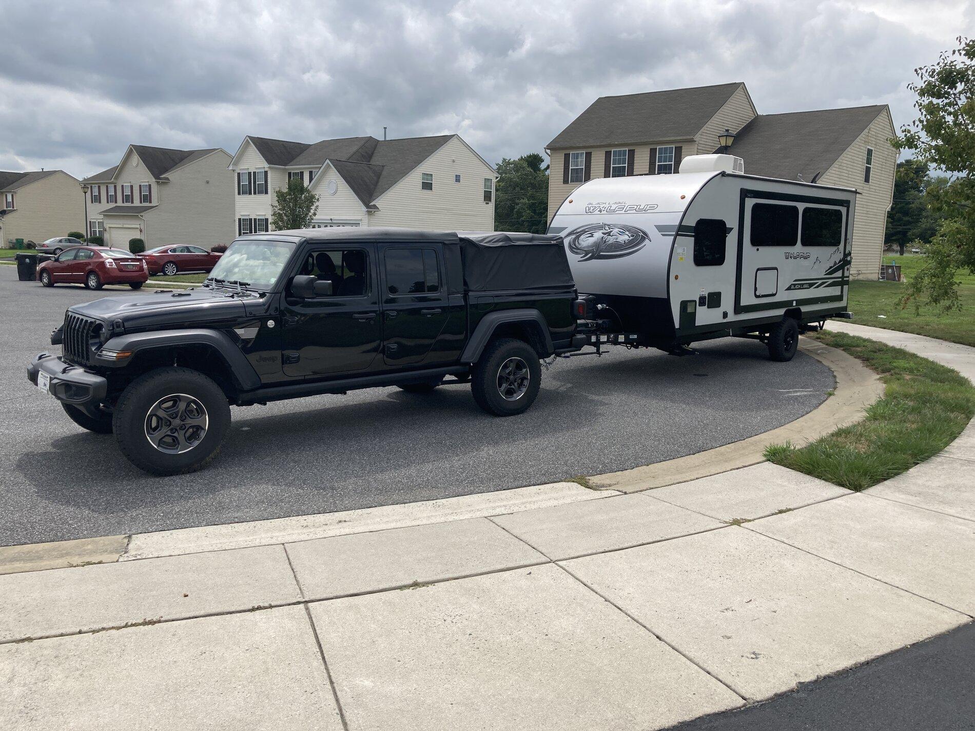 Jeep Gladiator Let's see your 285/75 17 tires 48D48C7C-B1F1-4BFA-9C90-4A94C3F566A4