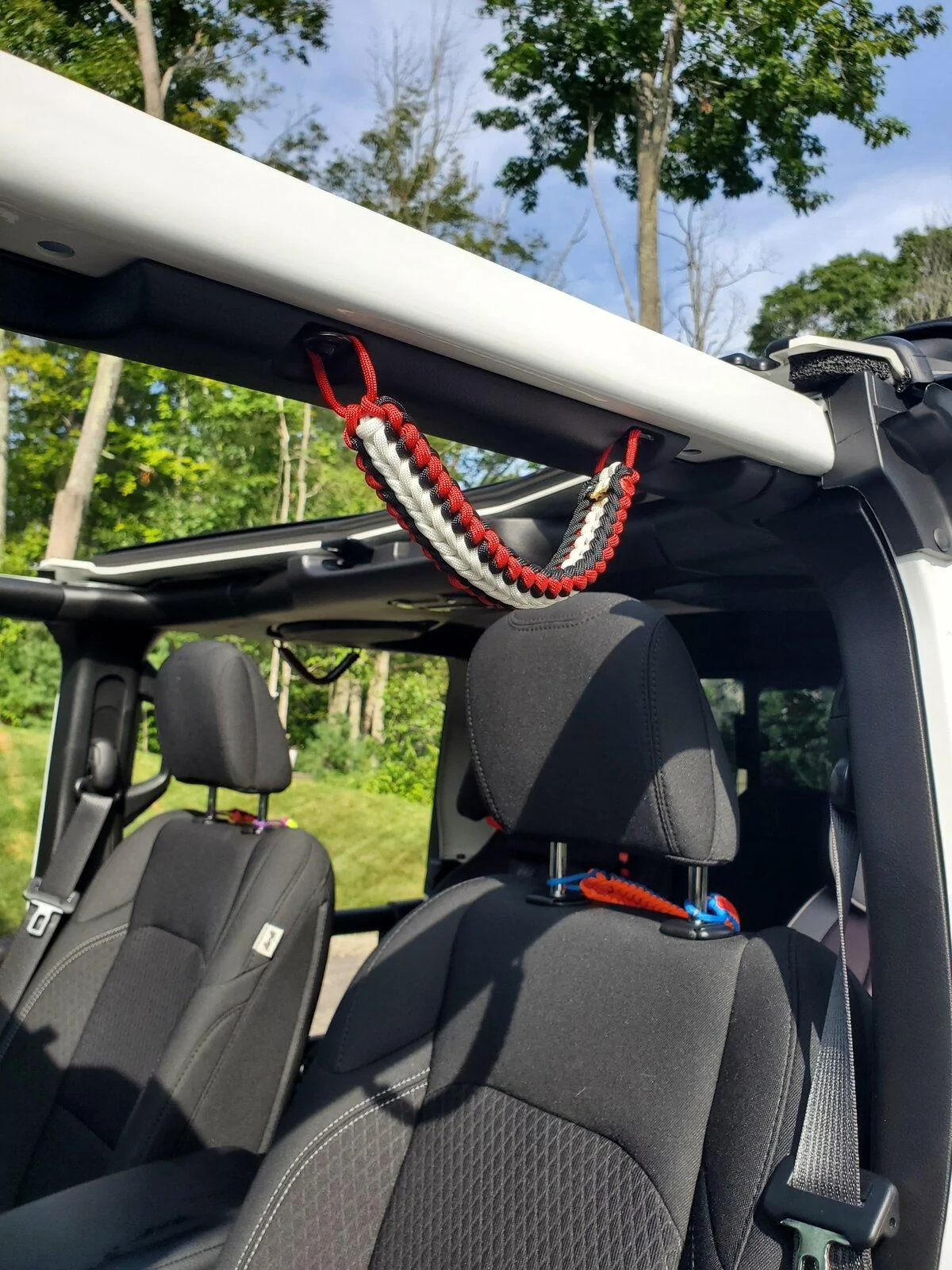 Jeep Gladiator Bright White 80th Anniversary build 20210816_160756