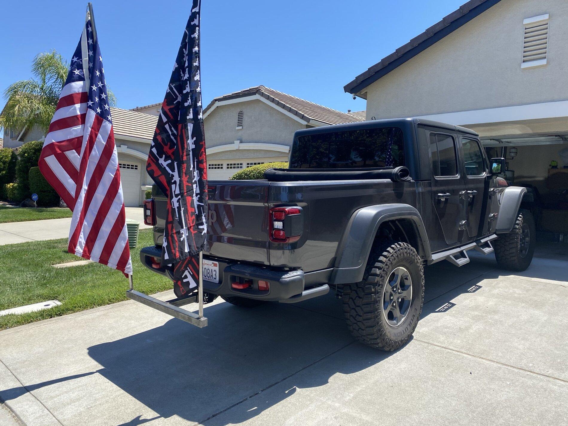 Jeep Gladiator The Philistine thread - non-lifted Gladiators and not likely to be, either 9775A796-DA4B-4318-AB9B-674269602C4A