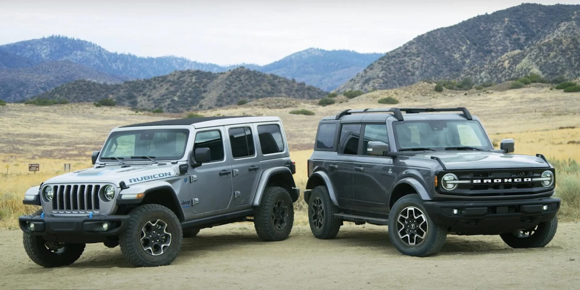 Jeep Gladiator 2021 Bronco F01CB564-B7F1-48E6-BD6D-3D910E8104AF