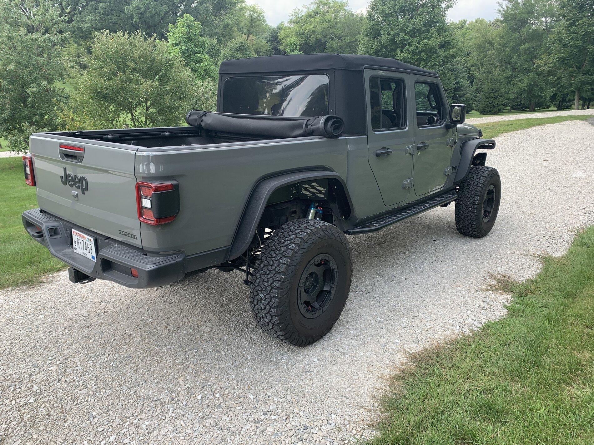 Jeep Gladiator 2020 Jeep Gladiator Sport S Sting Grey Heavily Built $45,000 68EDFCF9-342A-4382-8D89-5E59DD226188