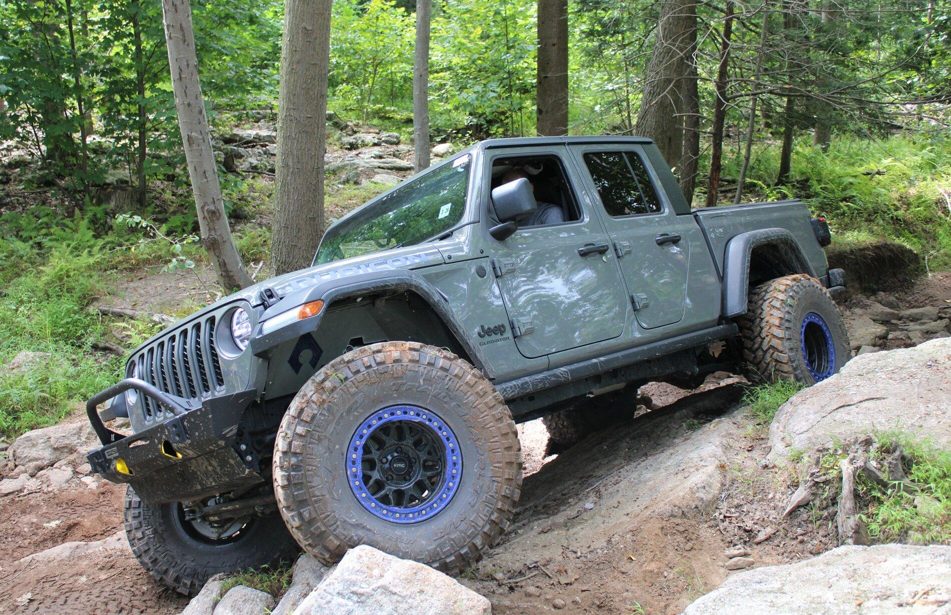 Jeep Gladiator STING GRAY Gladiator JT Club 48834D64-58CD-4745-B54A-0040D238F92B