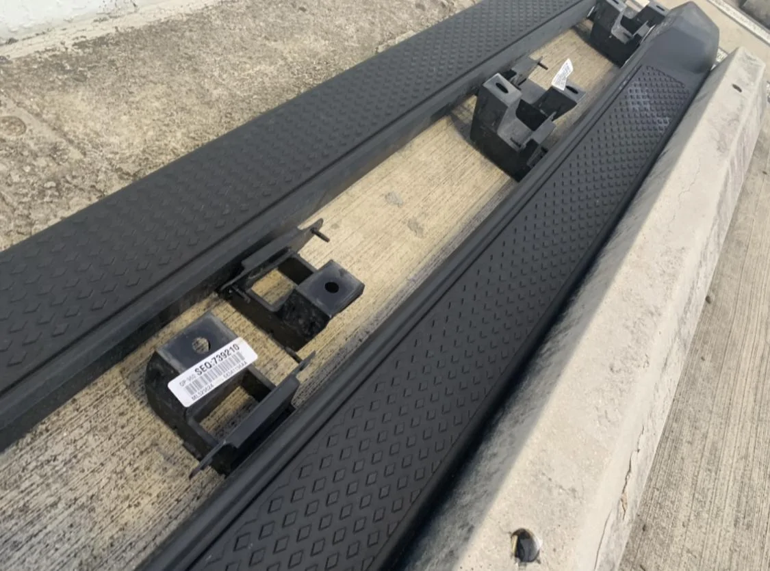 Jeep Gladiator Mopar Overland Take Off Stepping Boards OEM 3 Months Old Like NEW IMG_4642