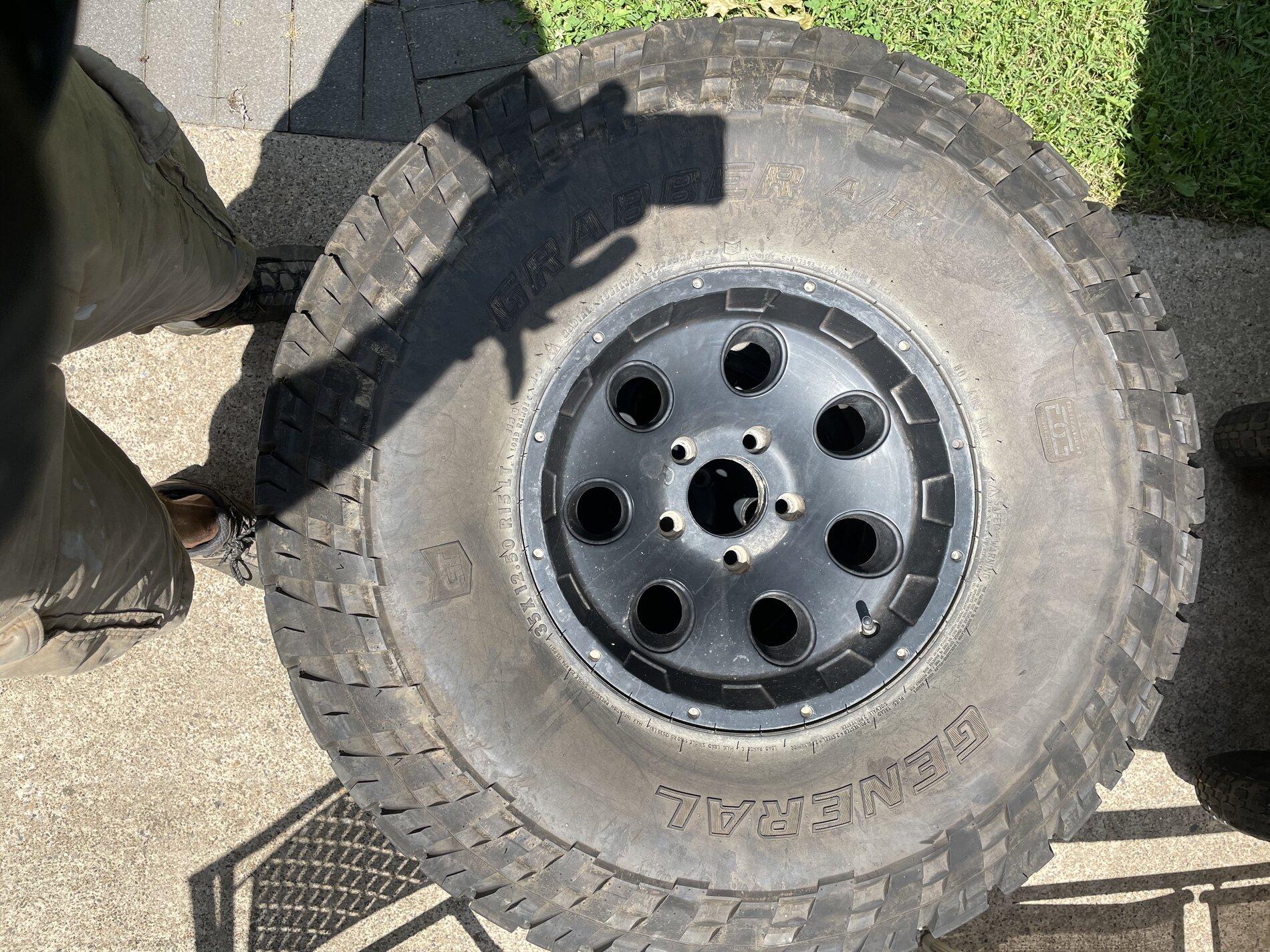 Jeep Gladiator 35x12.5x15 General Grabber AT3 for JK/JKU AD5003ED-A6A4-4F27-94C9-E1D7B83C9A4C