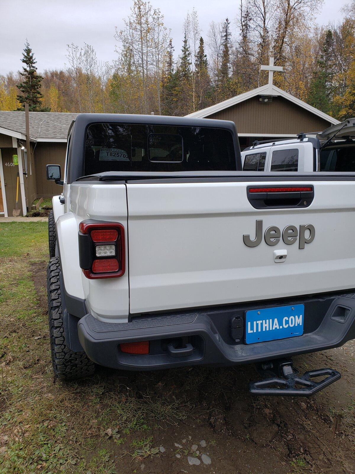Jeep Gladiator To the guy that backed into my tow hook… lmao 20190928_152335
