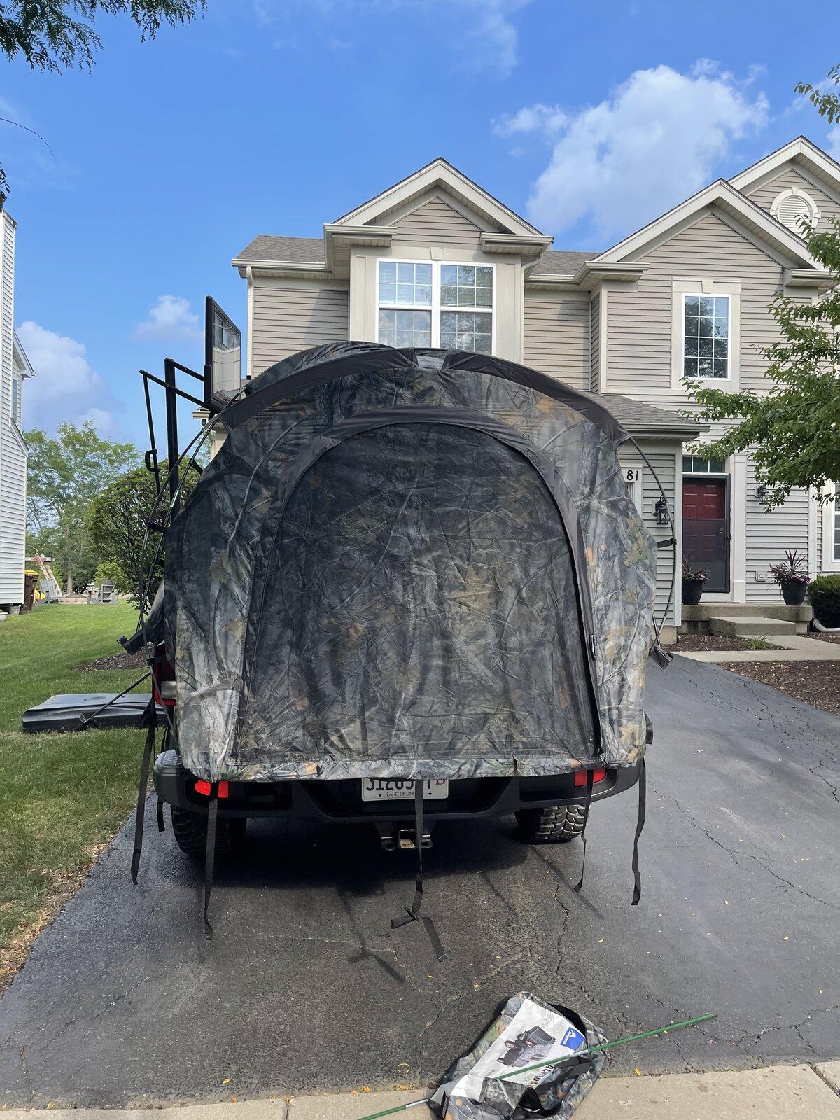 Jeep Gladiator Hell of a deal on a Truck Tent $25 B8B2FAE4-E179-43AA-8AA3-892F8E883D22