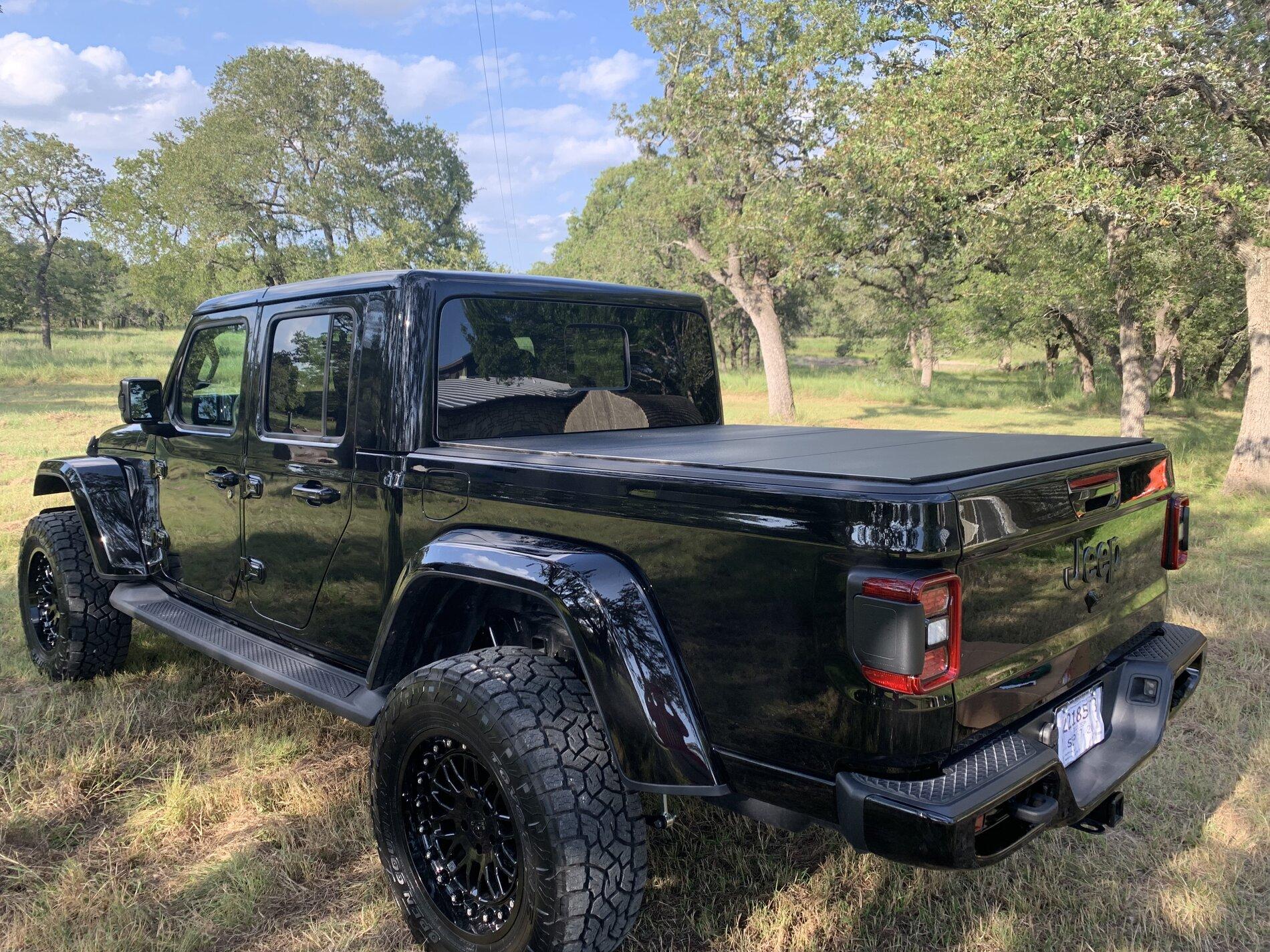 Jeep Gladiator 2021 Jeep Gladiator High Altitude E883F8AA-FB3A-4B0F-875F-C3E4FA93501F