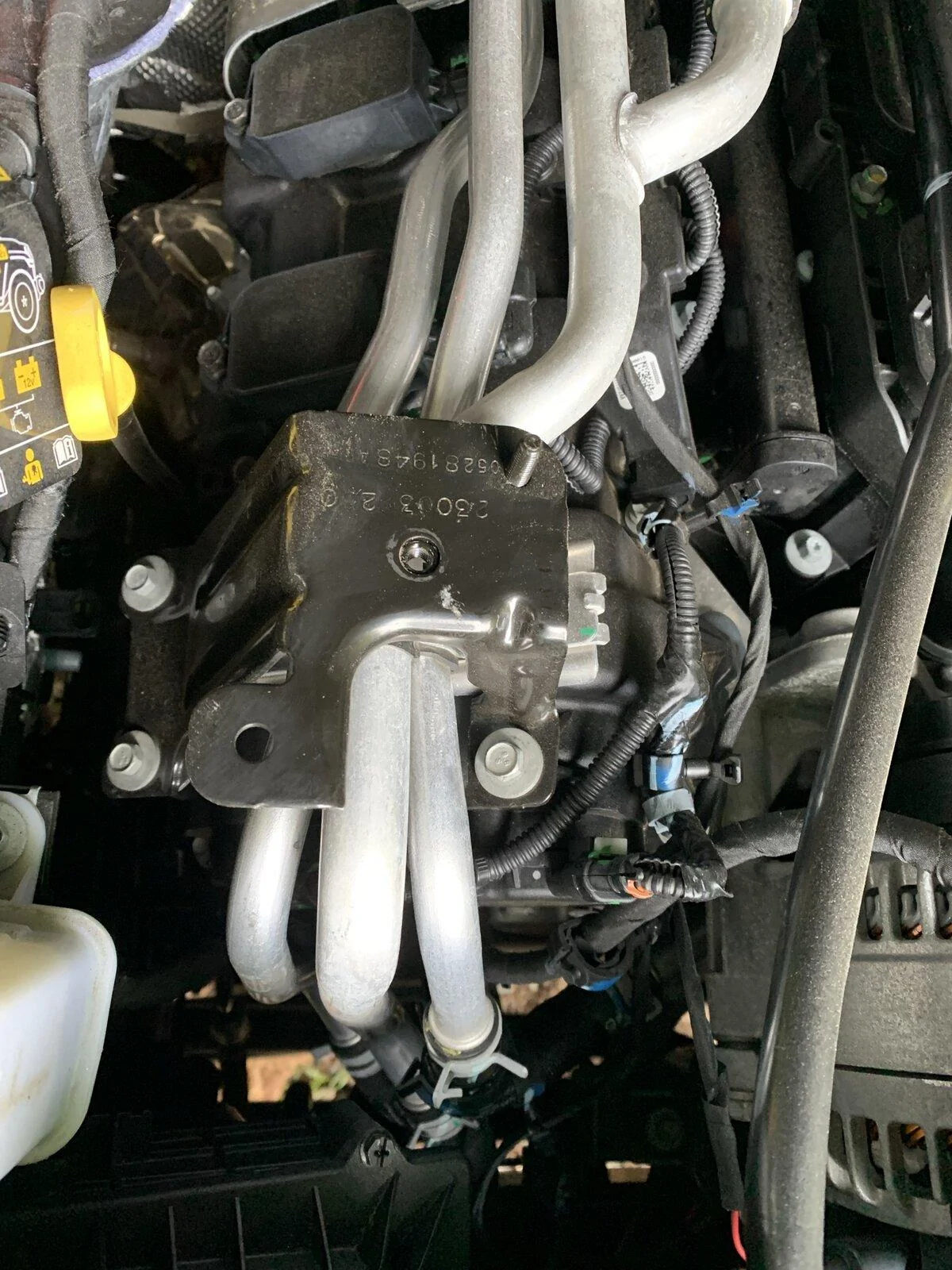 Jeep Gladiator ARB CKMA12 compressor install using the engine cover mount IMG_4053