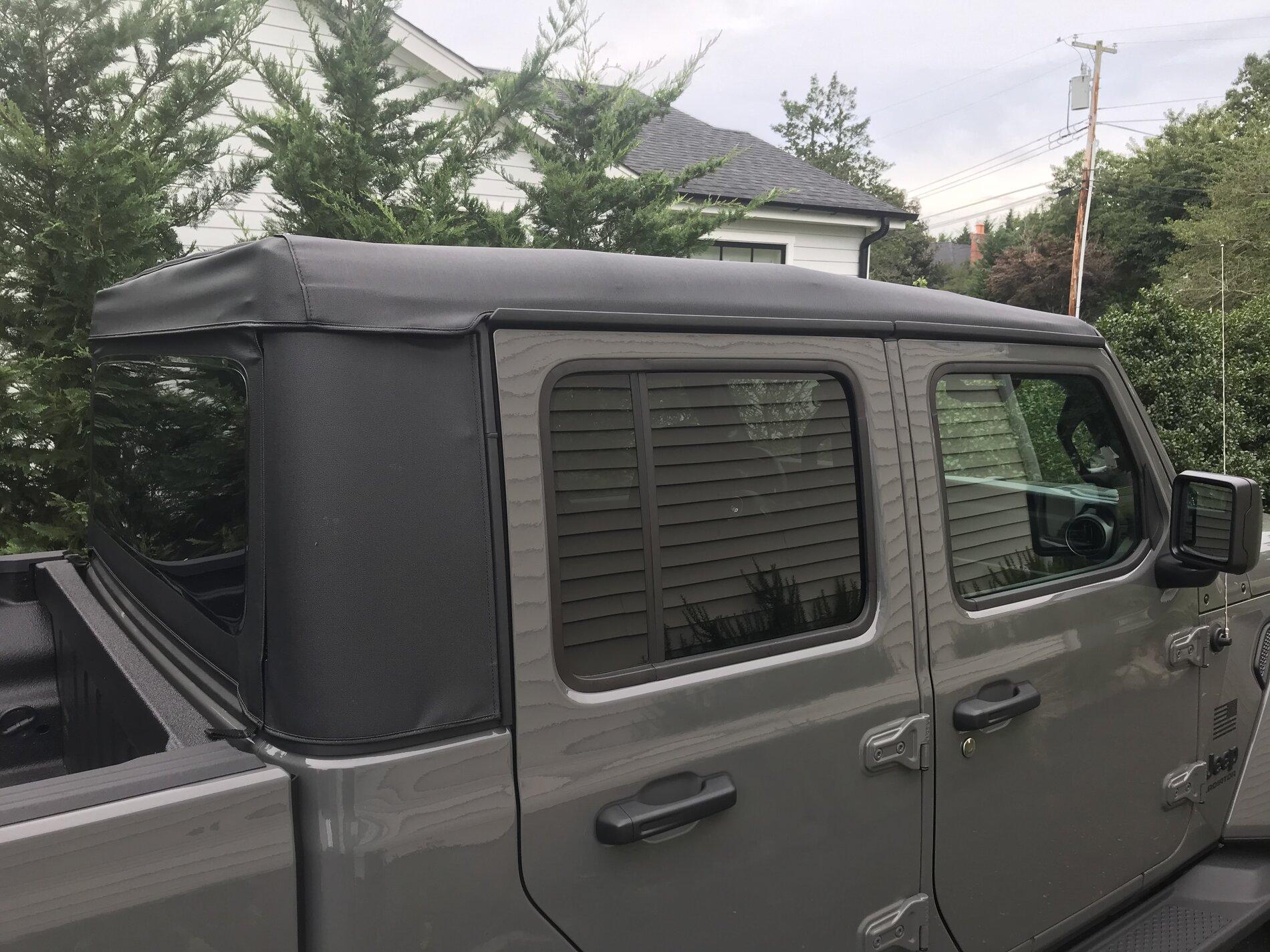 Jeep Gladiator Gladiator Soft Top  $800 C86D2402-AF87-4CFB-870D-ADB2C8C4751C