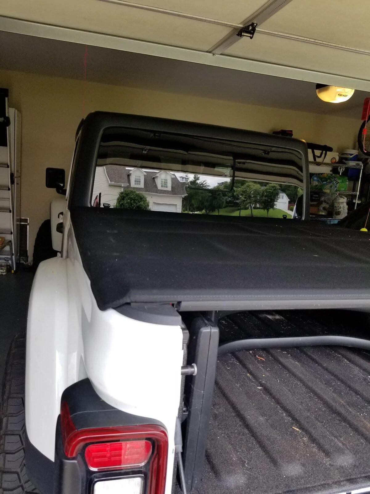 Jeep Gladiator Mopar Soft Roll up Tonneau cover $200 20210821_122703