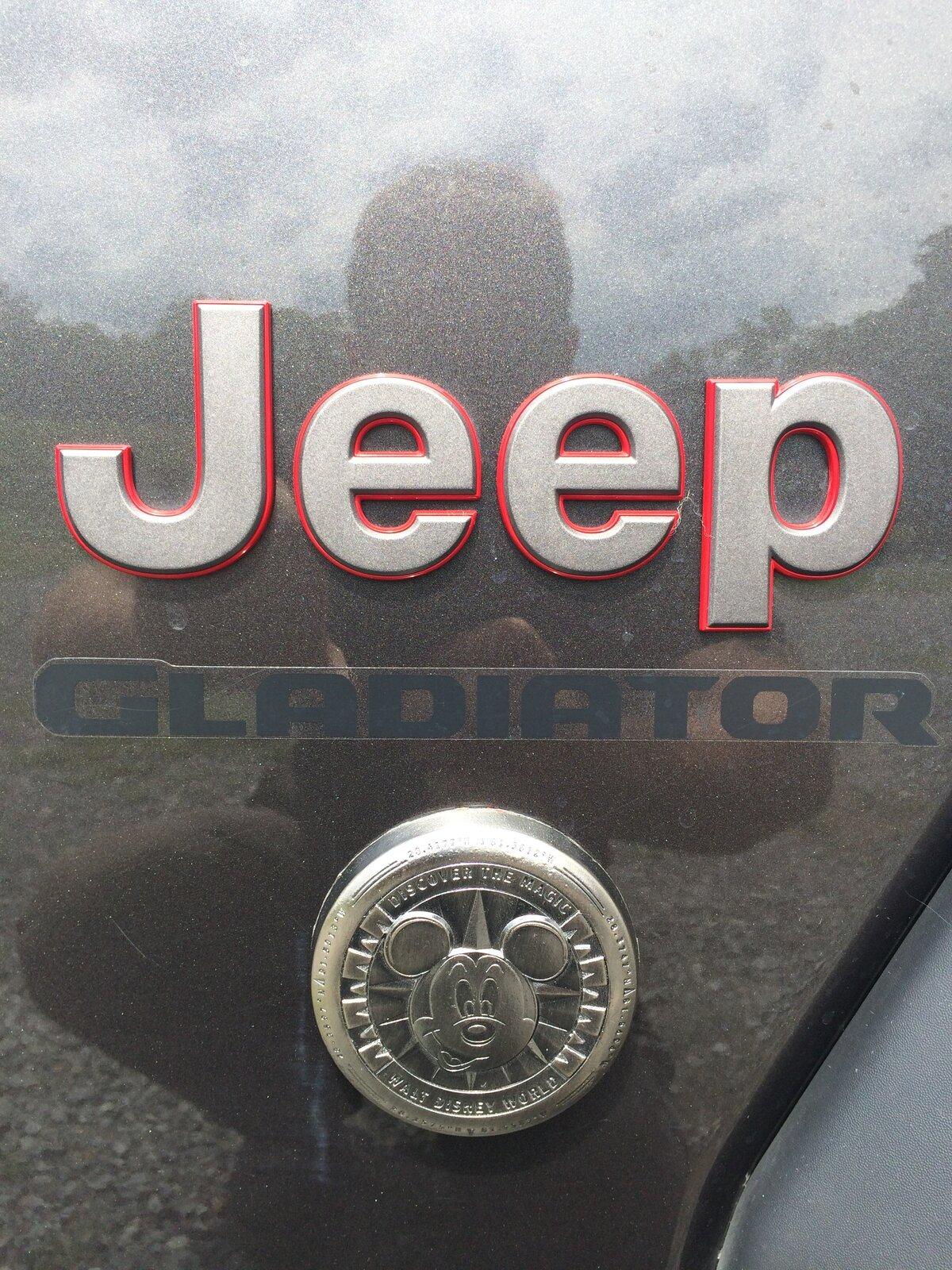 Jeep Gladiator ...where are your badges? Let's see them... IMG_0253.JPG