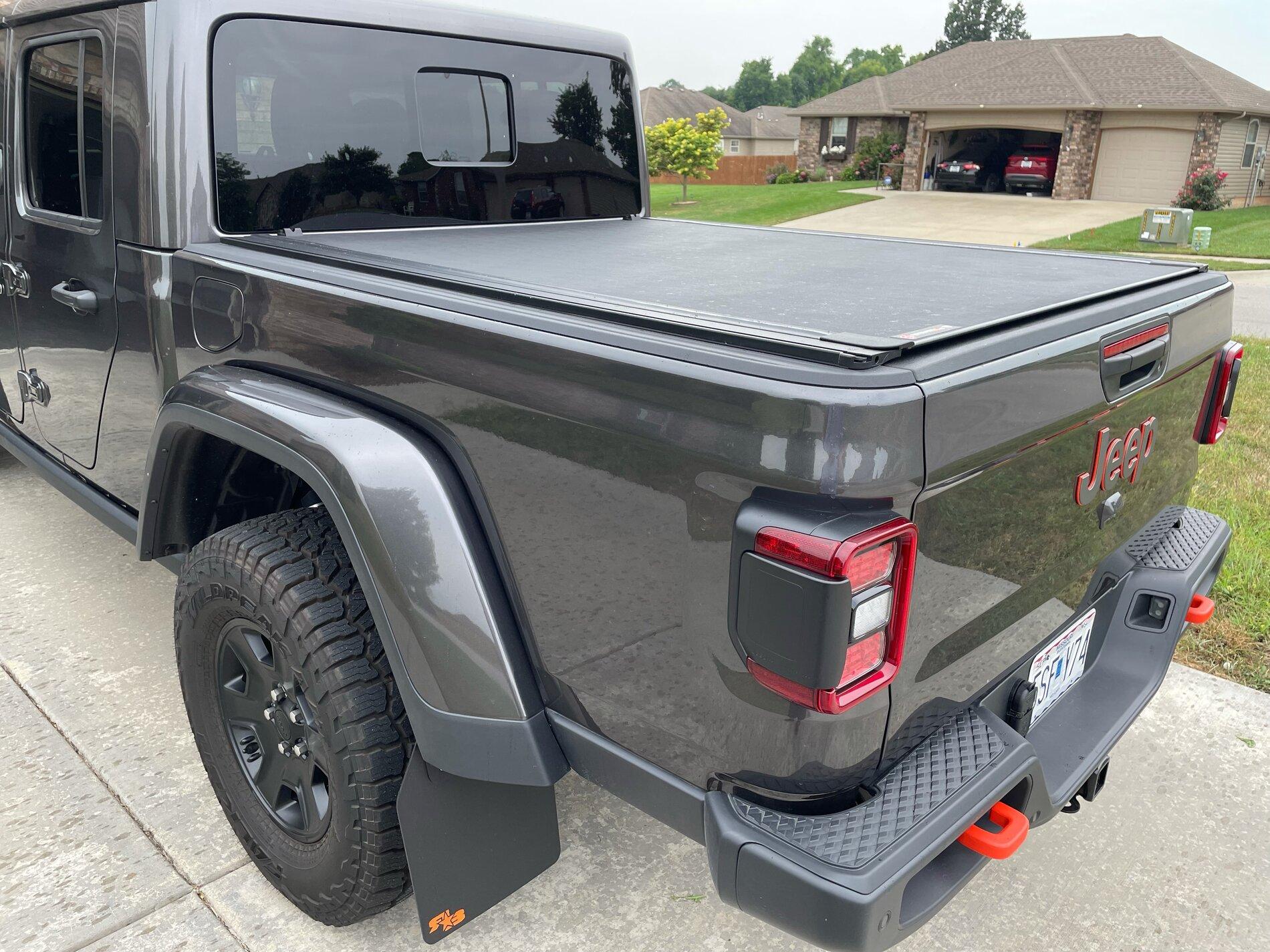 Jeep Gladiator T's boring Mojave thread image0