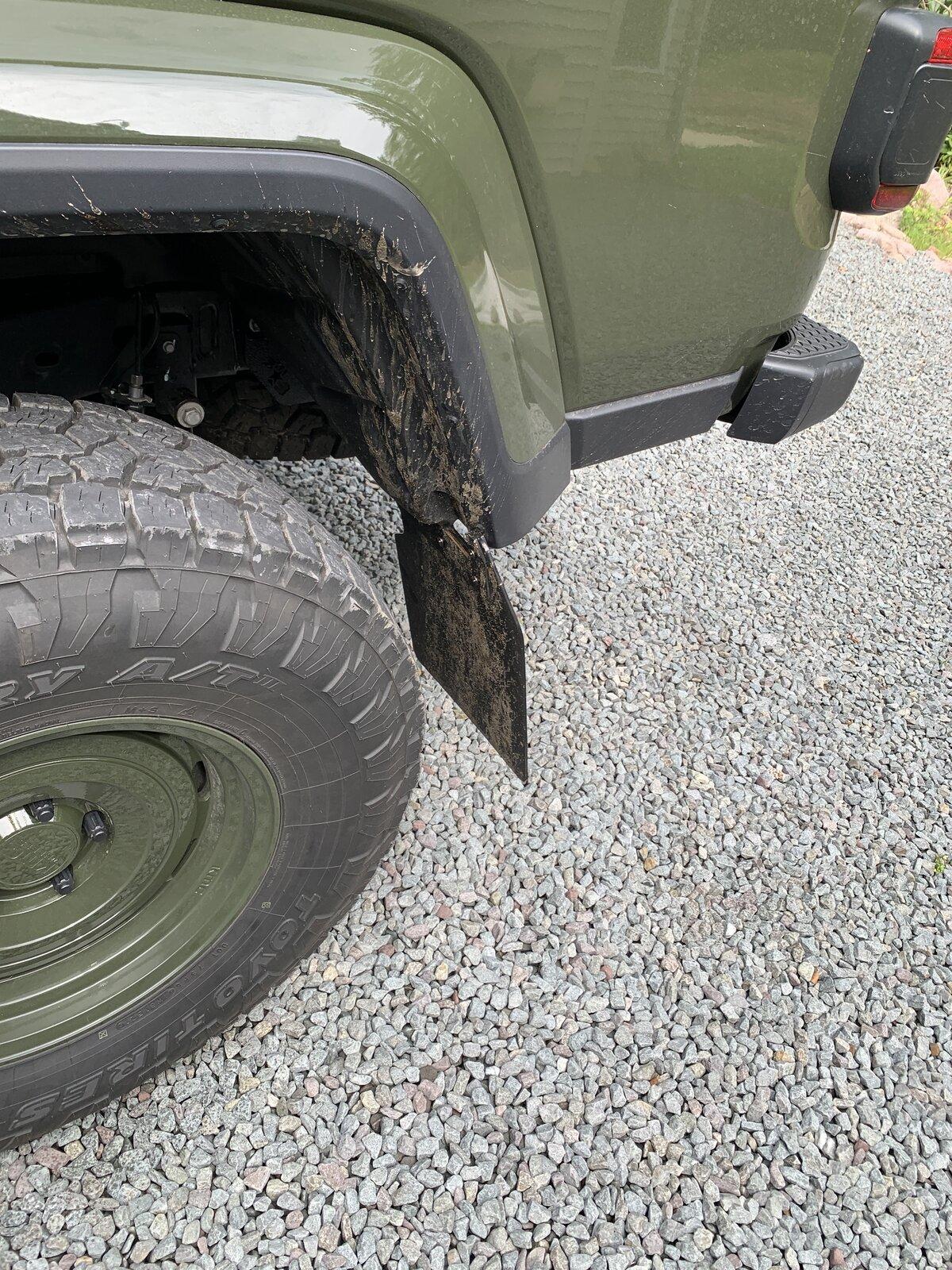 Jeep Gladiator RokBlokz XL/Long installed F835BEA9-5601-4FF2-891E-3E72EA0692B5