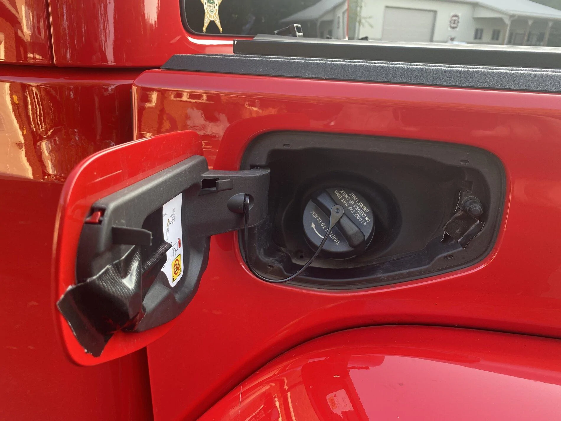 Jeep Gladiator Gas door opening in car washes 6A55EC5E-8AD2-4BCE-A897-428A22D2FC32