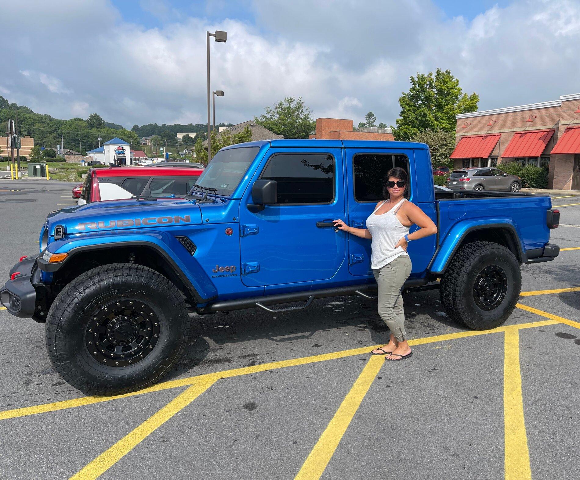 Jeep Gladiator Would love to see Jeeps that are owned by women! LynAndJee