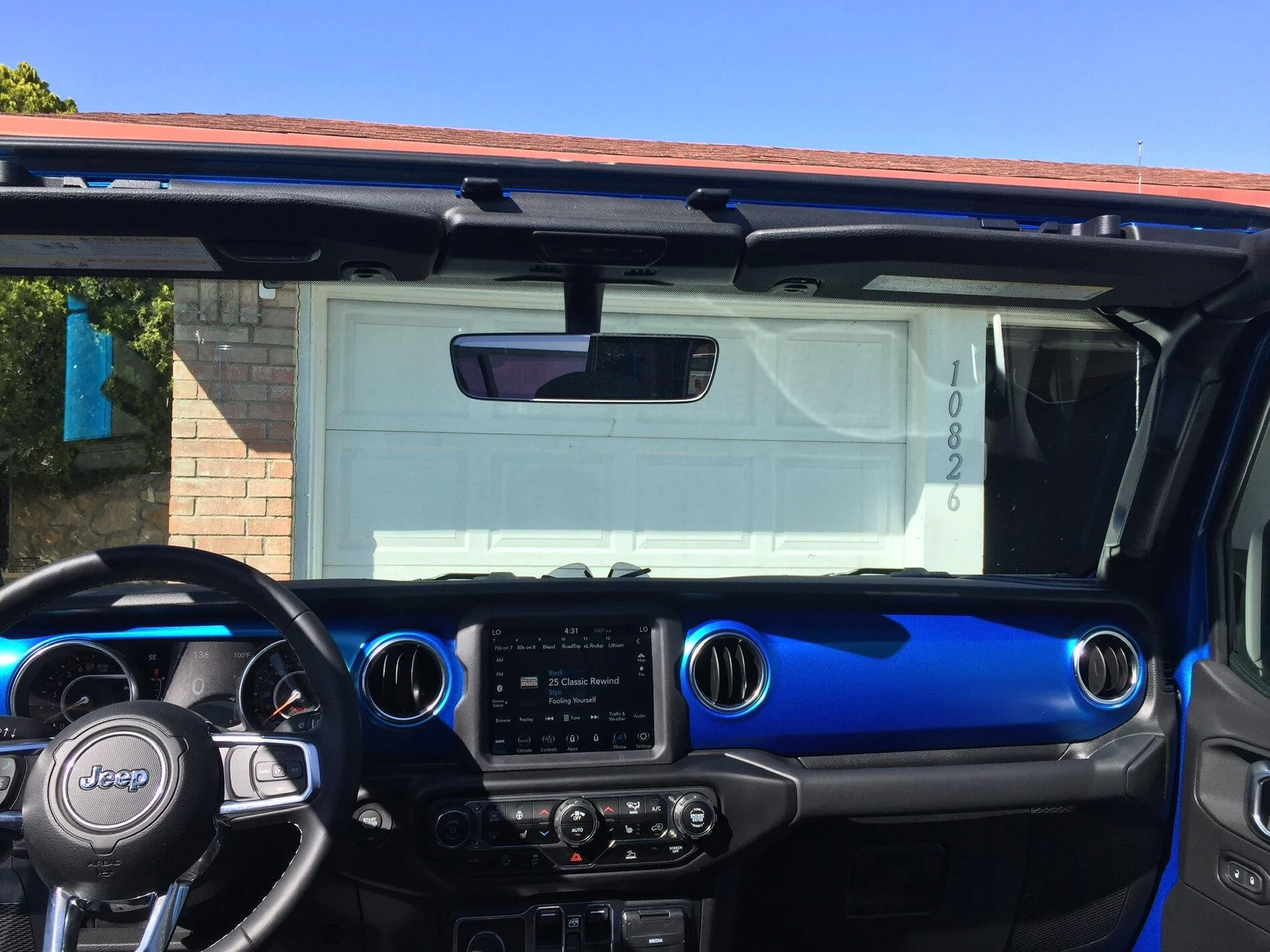 Jeep Gladiator Hydro Blue dash panels 3E79AD30-8F49-4C05-A099-D9805EB99A19