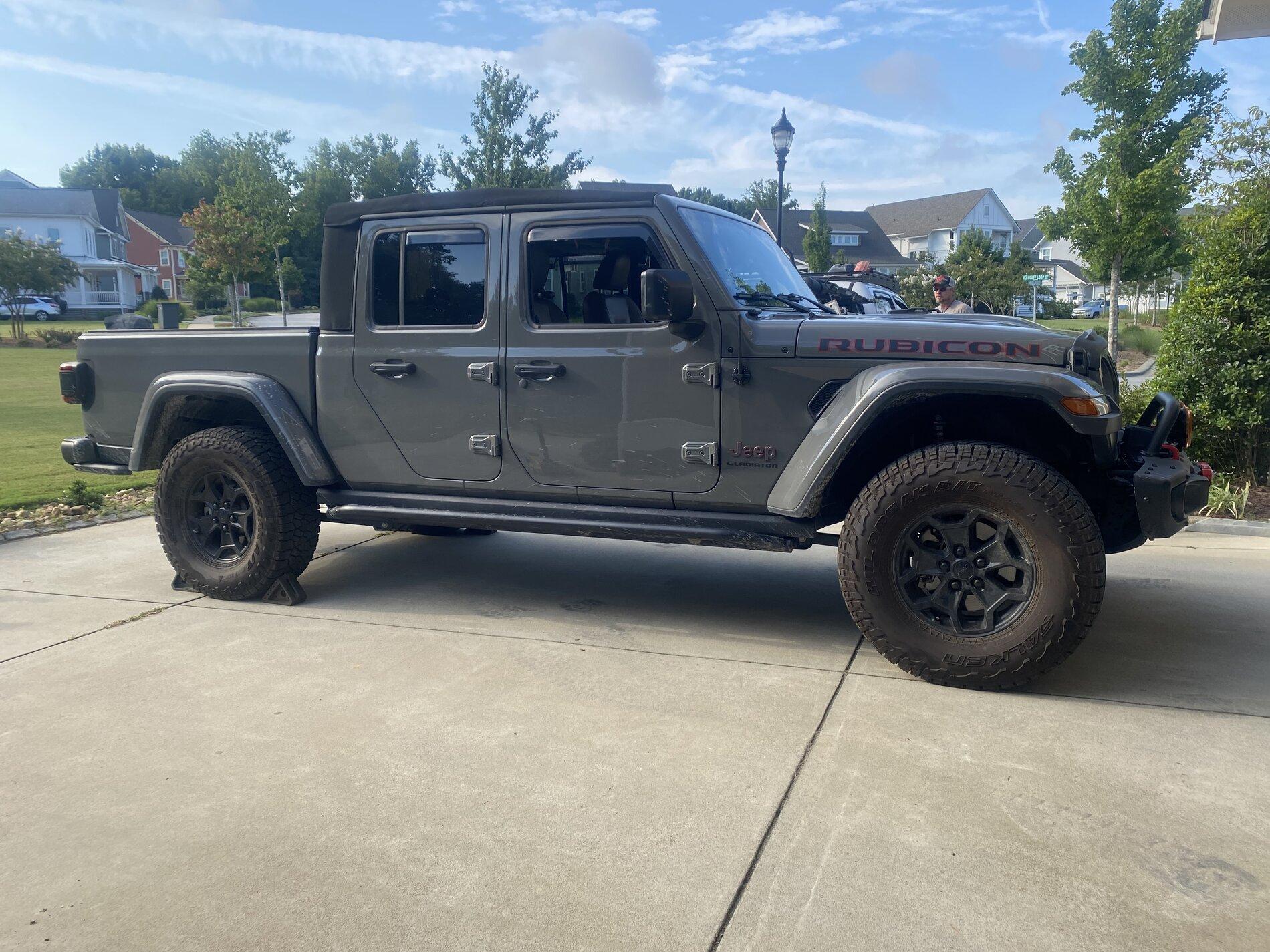 Jeep Gladiator Samson B033B34A-52E5-4DDC-A2E9-7EEEF8EADDB8