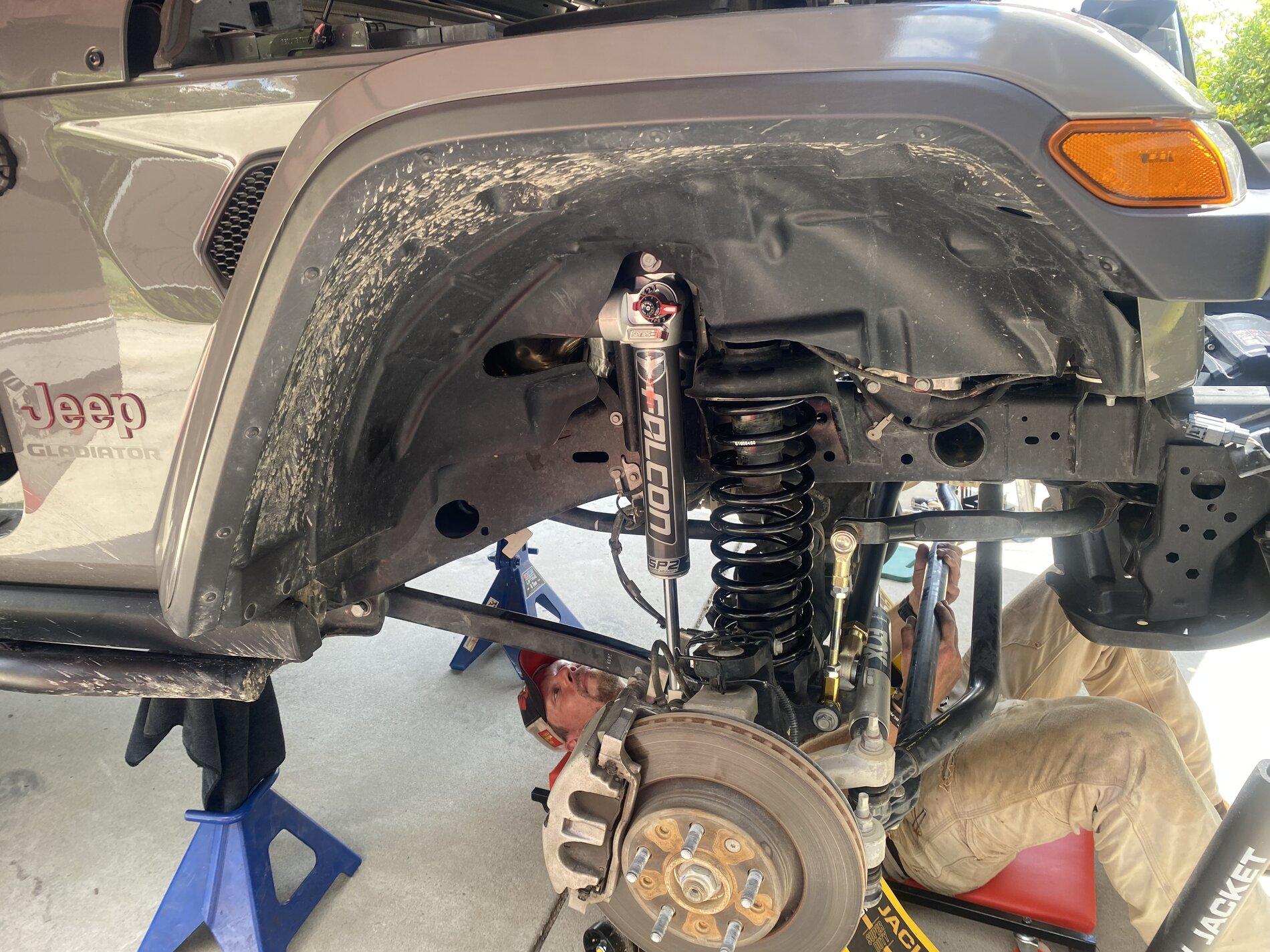 Jeep Gladiator Samson 0615F2AC-2D41-4448-BDCB-B9DB653A8891