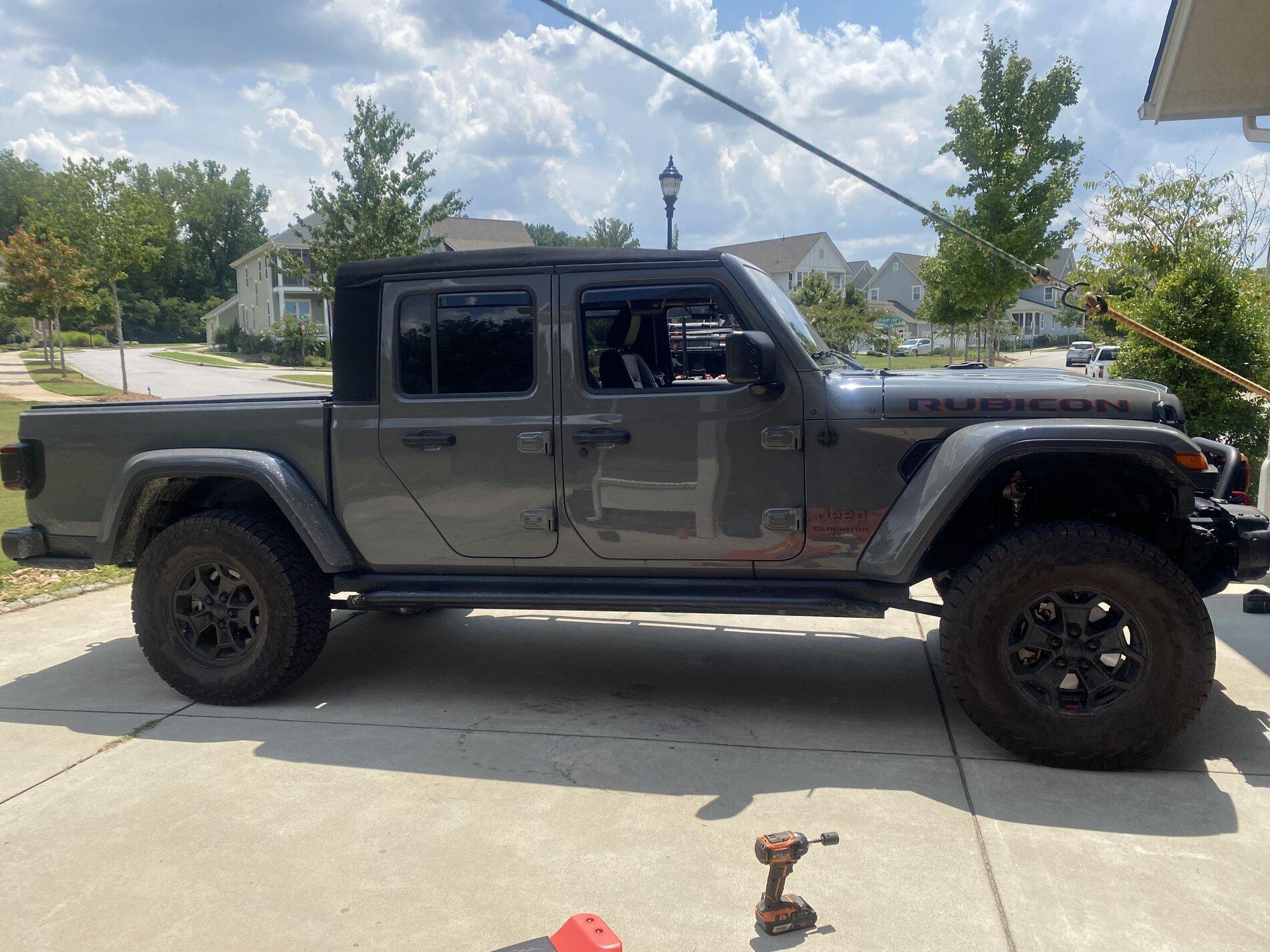 Jeep Gladiator Samson 6801EFEF-8C92-43DA-93FA-62D1737AAE06
