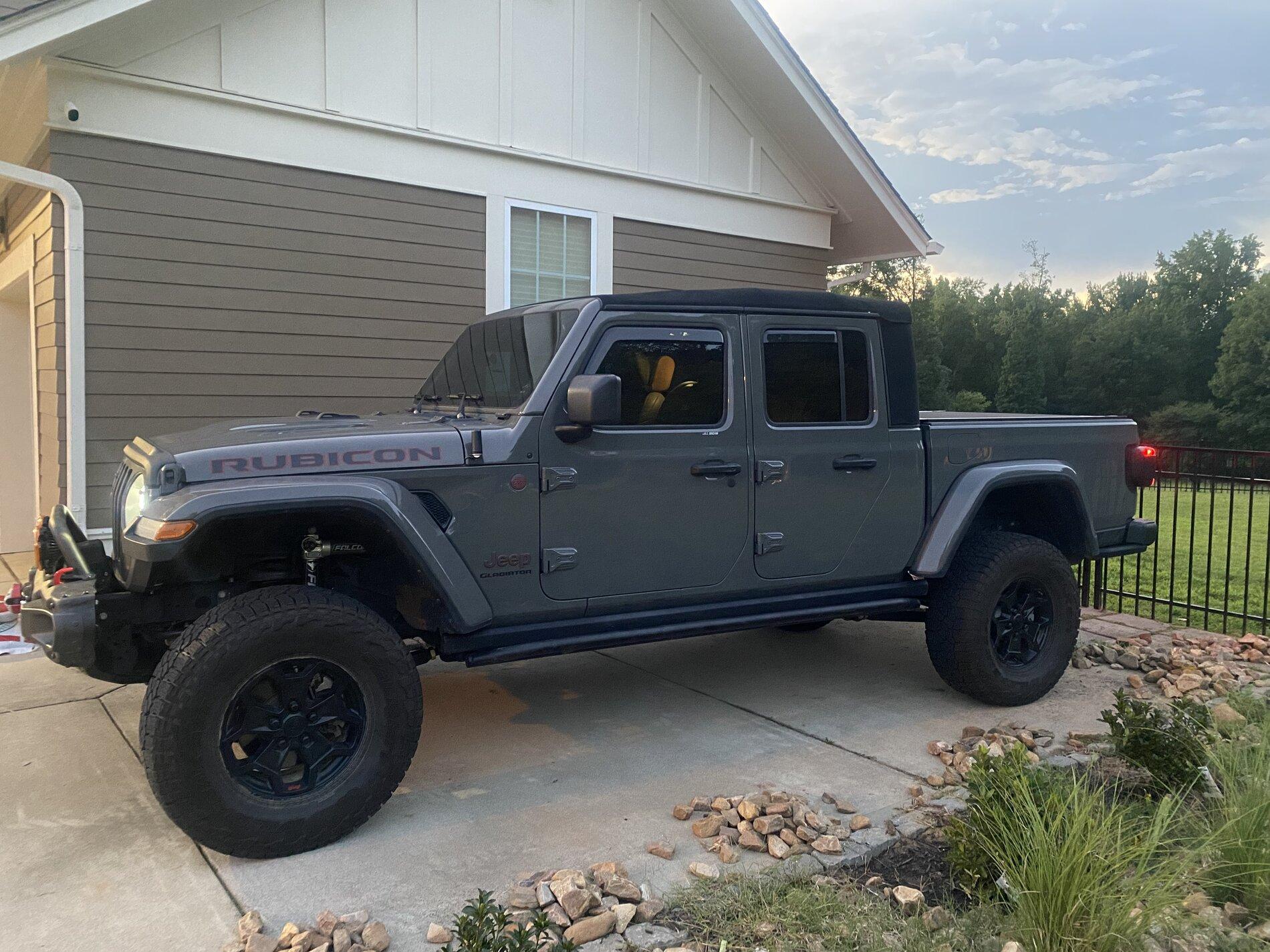 Jeep Gladiator Samson 835C2129-1912-4B2F-919D-763B2F815FE1