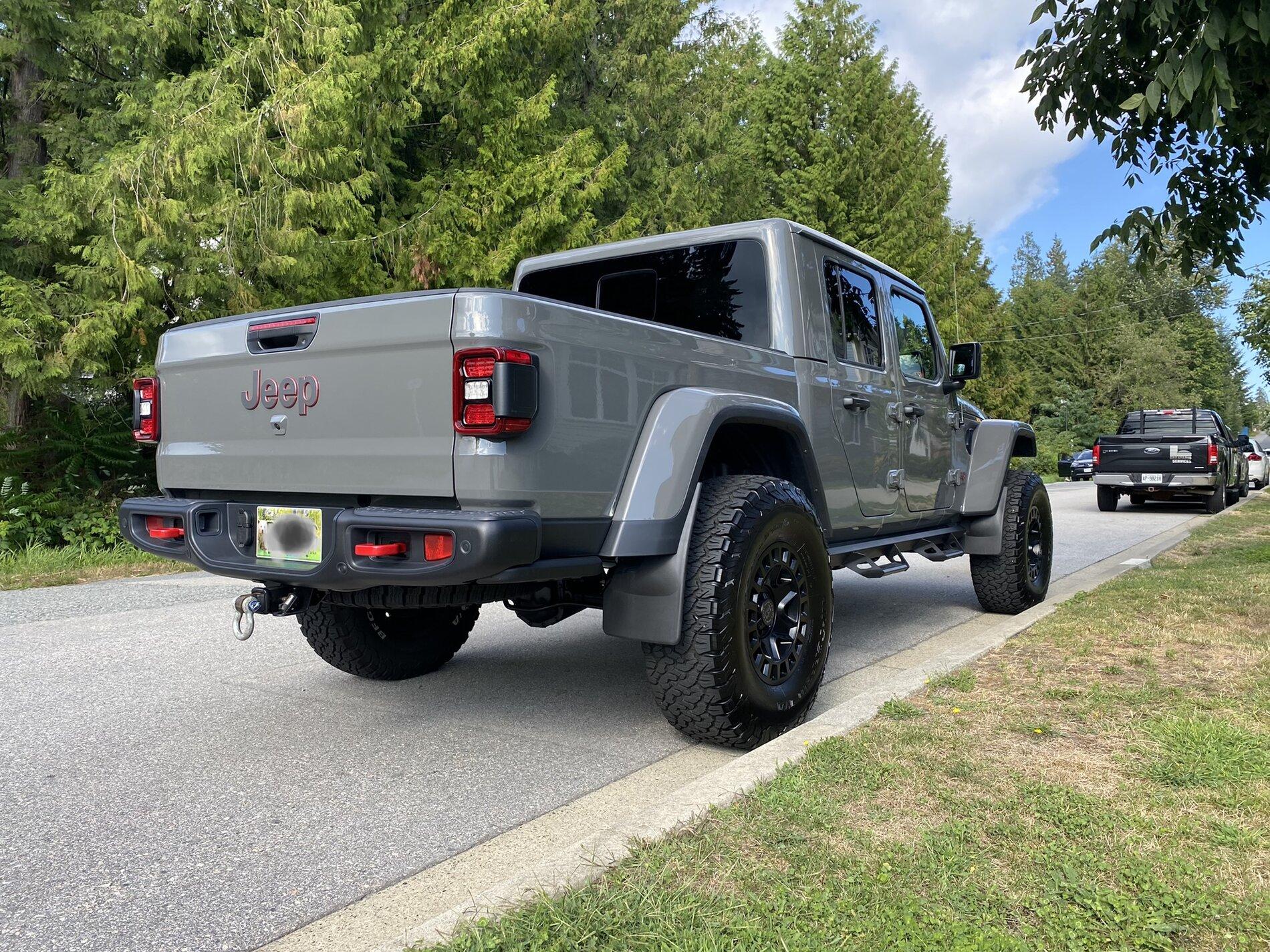 Jeep Gladiator STING GRAY Gladiator JT Club 7E732F05-0FDF-4028-9D61-E9E04FC4B3A8