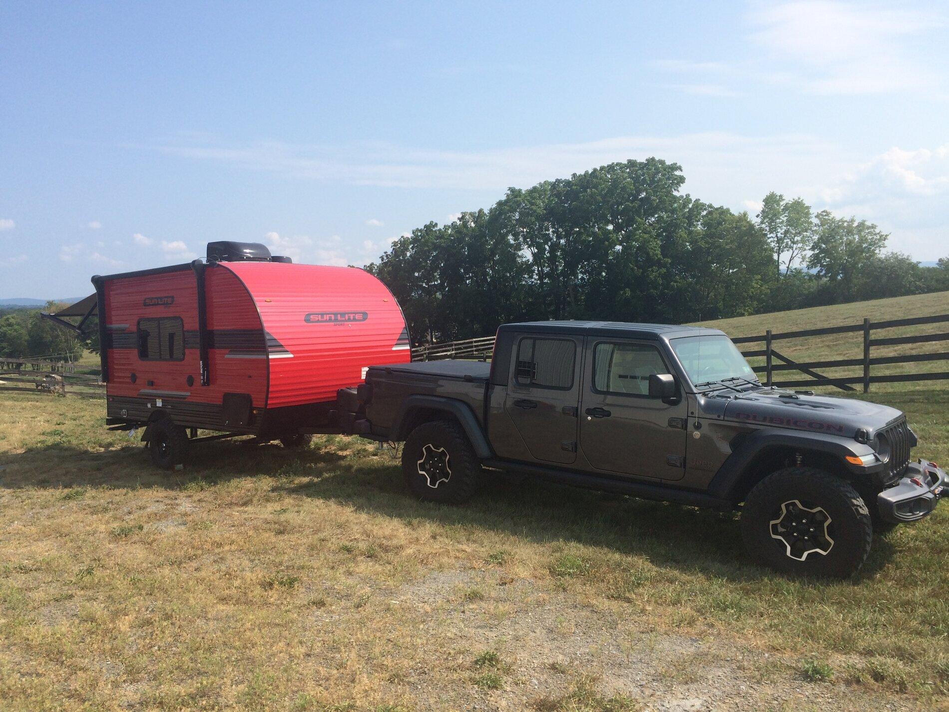 Jeep Gladiator Would you feel comfortable towing... IMG_0247.JPG