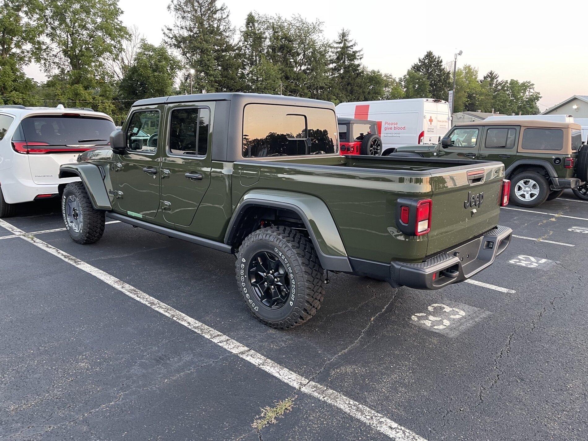 Jeep Gladiator Gladiator Window Sticker and Build Sheet Order Tracking 79DBBD9C-F31A-40E5-9B25-F0C862D50827