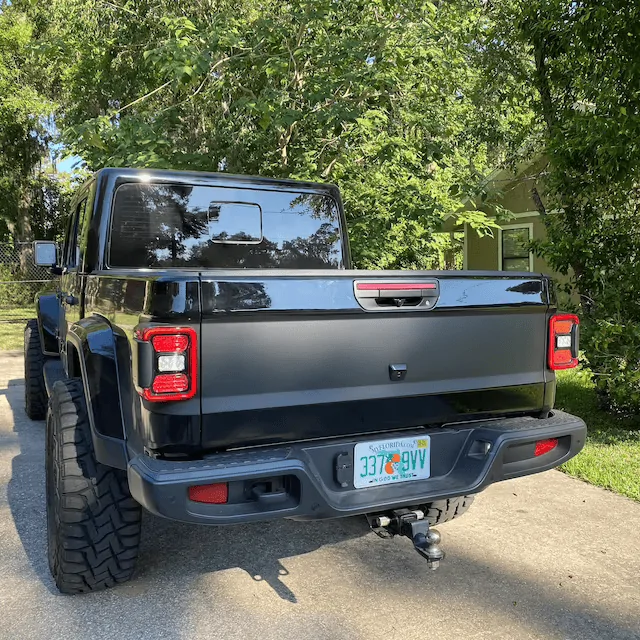 Jeep Gladiator Tailgate Blackout 1629989991423