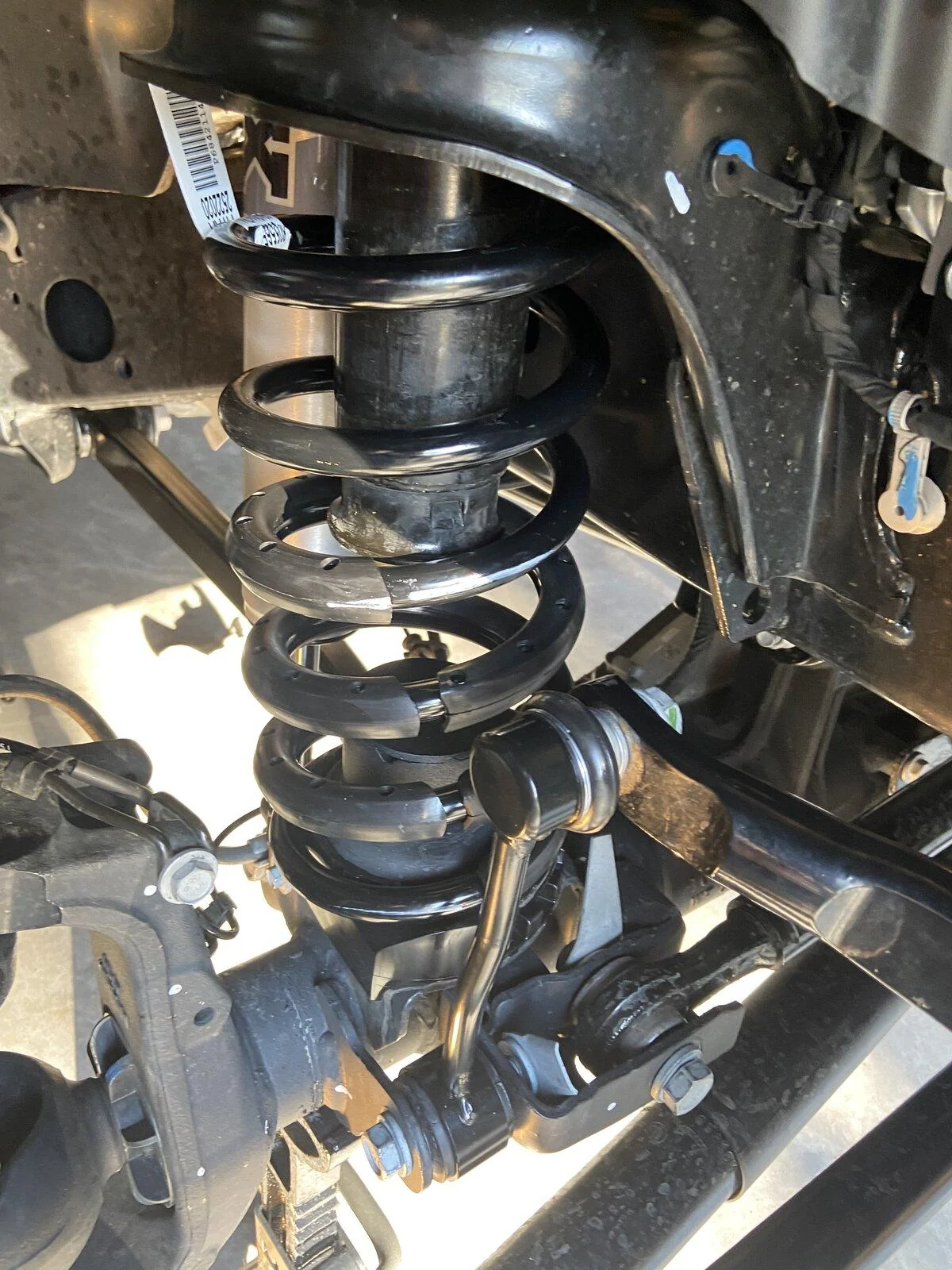 Jeep Gladiator Mopar 2" diesel lift kit install help IMG_2253