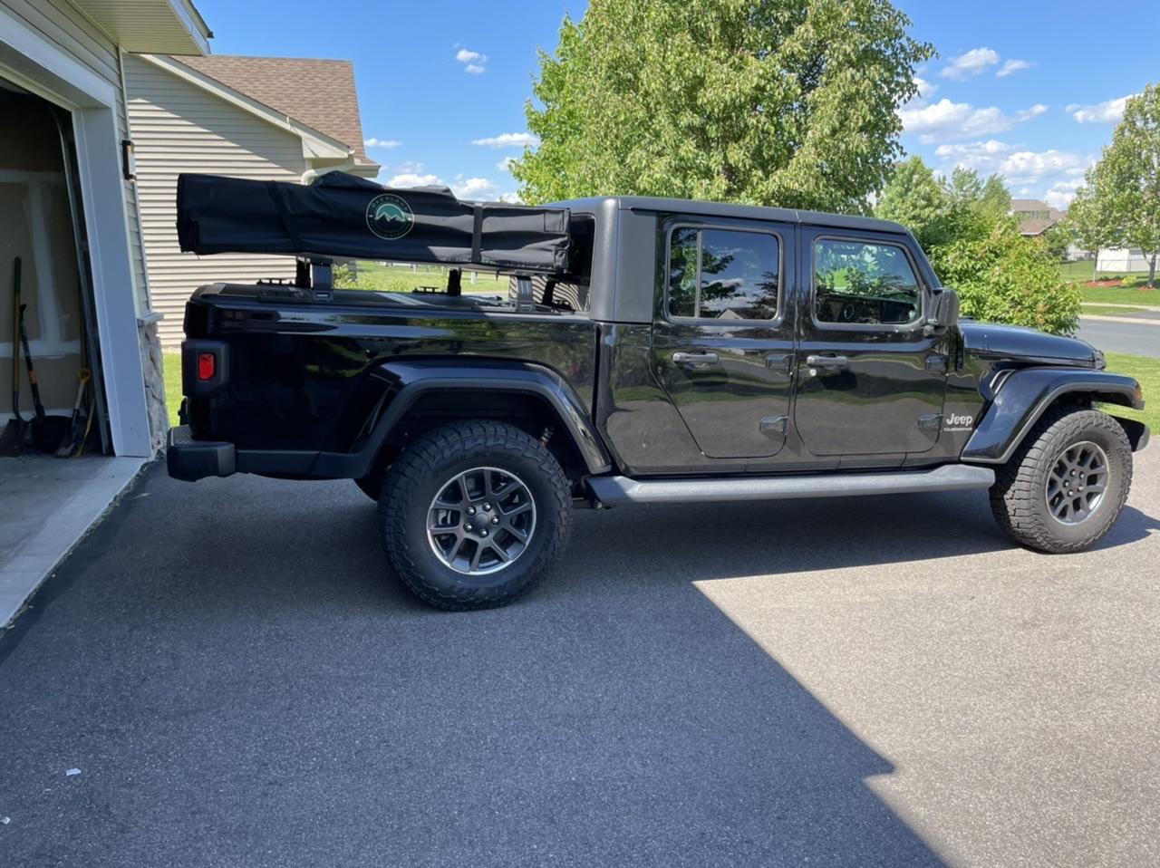 Jeep Gladiator Falken Wilpeak AT3 295/70R18 vs Goodyear Wrangler Duratrac 285/75R18 9C1B93D1-5886-4C1D-A0CC-06091574602E