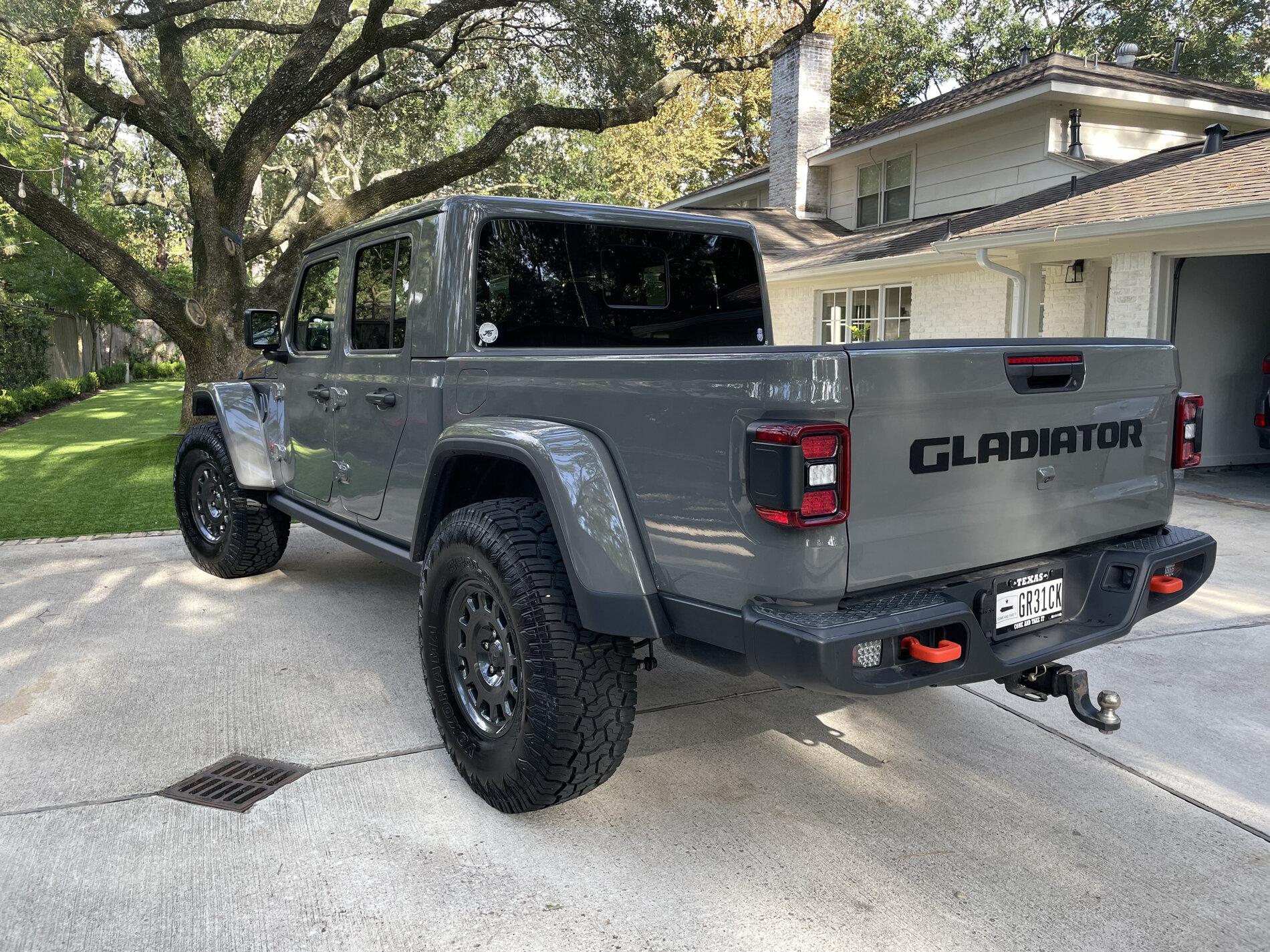 Jeep Gladiator AEV Salta Xr Pic Request 1AAF8560-F443-4D67-A925-A029D9603661