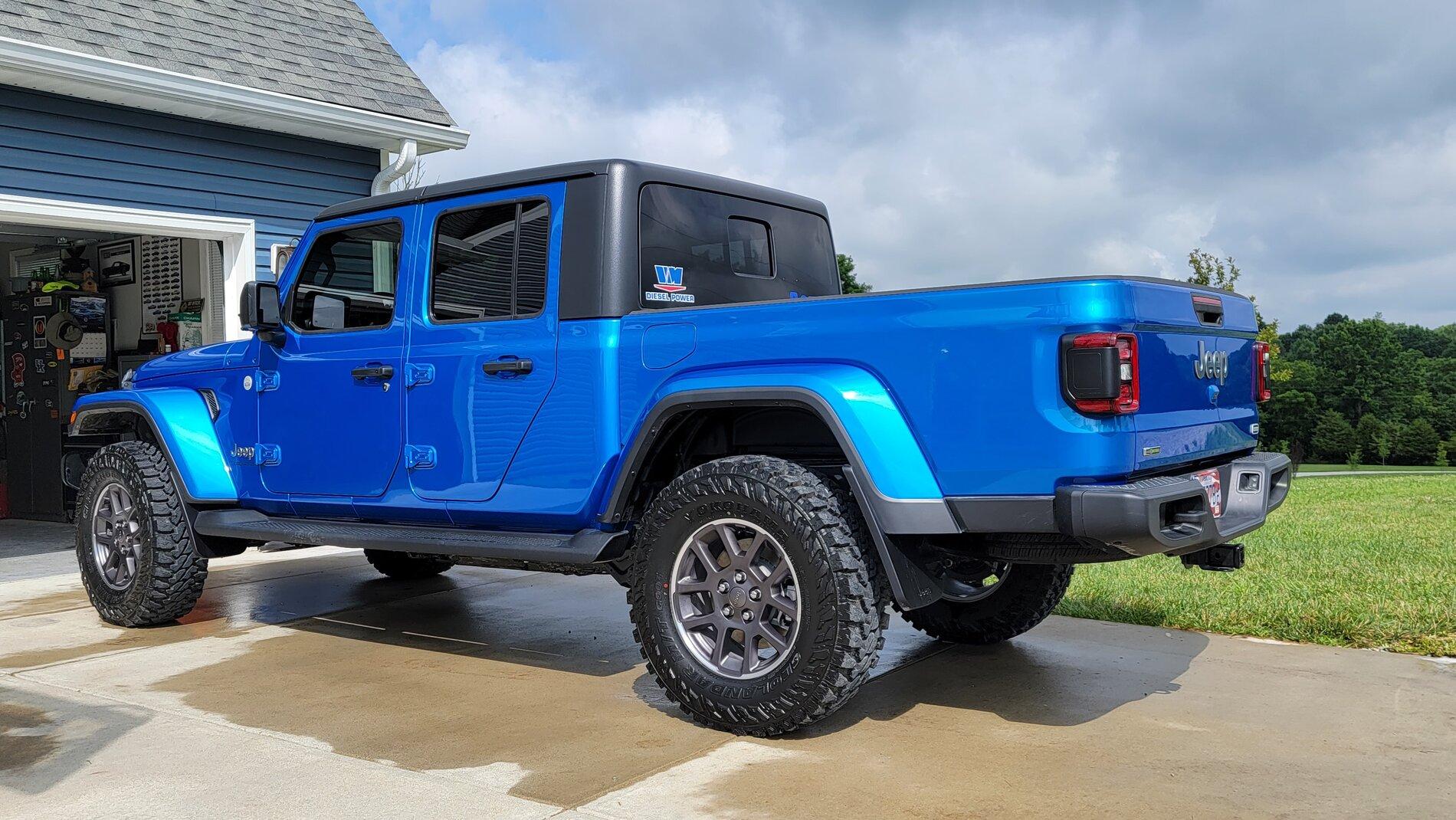 Jeep Gladiator HYDRO BLUE PEARL Gladiator JT Club 20210709_102244