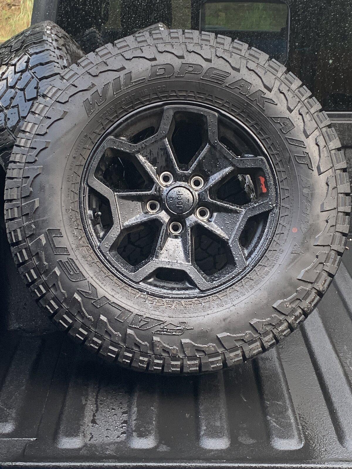 Jeep Gladiator 5 Launch Edition wheels with A/Ts CC454A74-C6D0-4839-8778-30D8E22FFC38