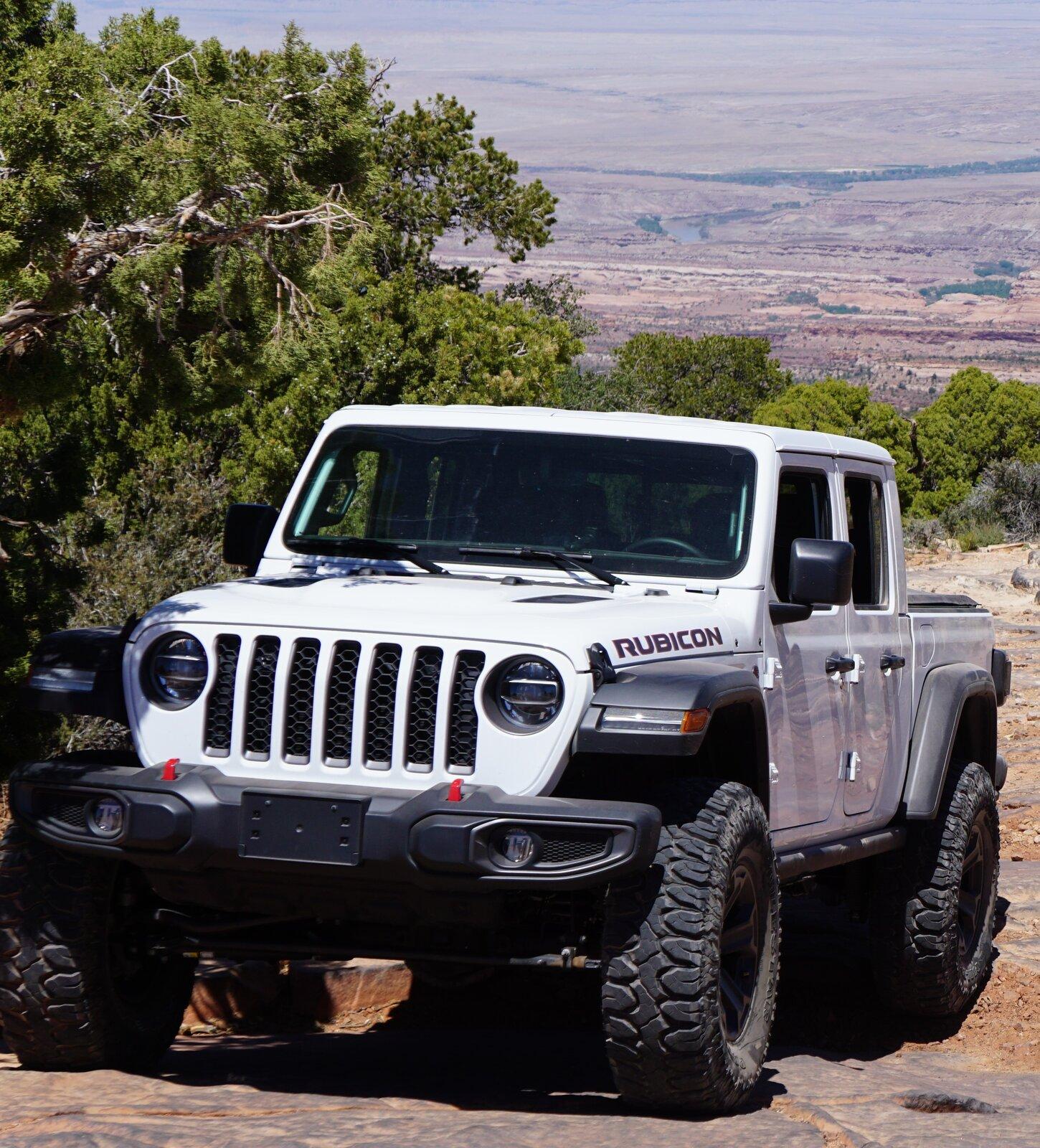 Jeep Gladiator Project Reverse Mullet 2021-05-12 12.35.05a
