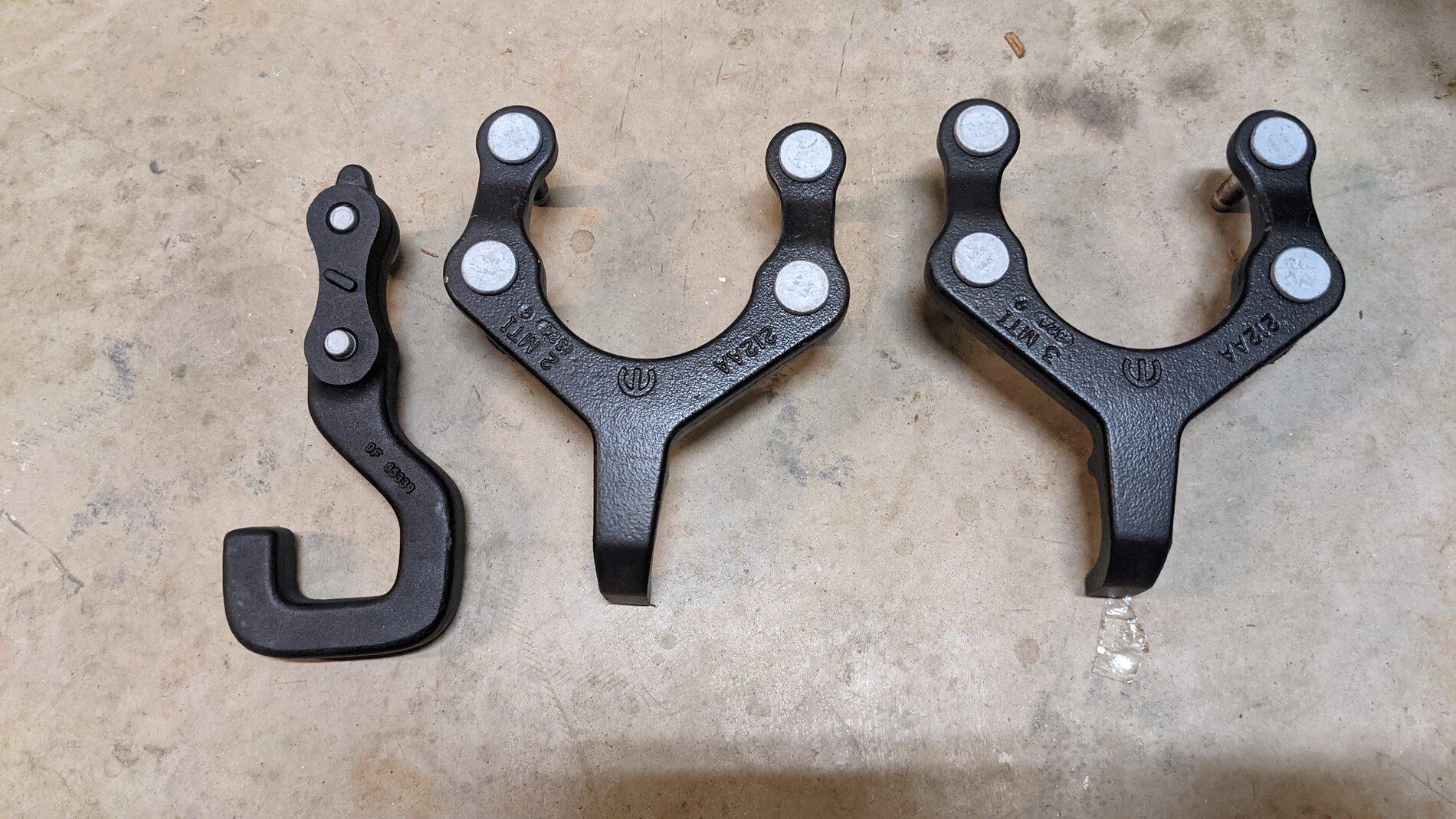 Jeep Gladiator WTB. Rear black tow hook PXL_20210827_231644461