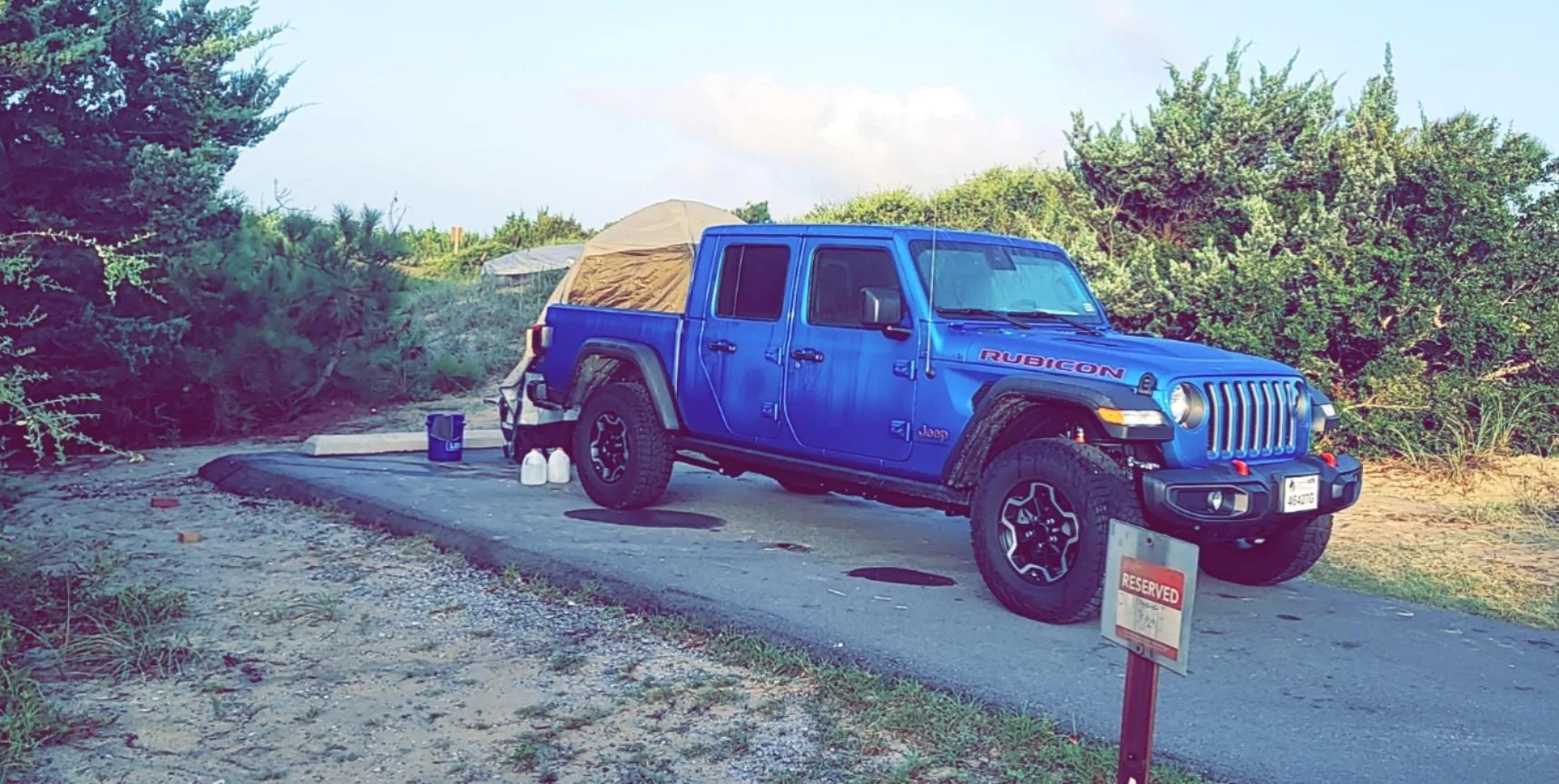 Jeep Gladiator OBX Camping and Beach Snapchat-206113979~2
