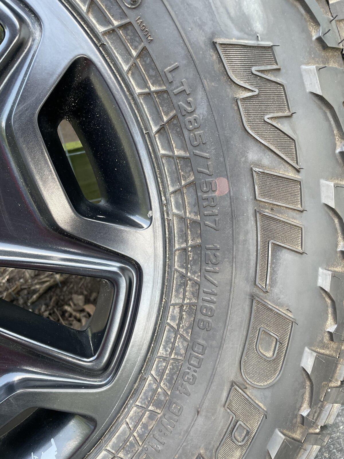 Jeep Gladiator Never used Falken wildpeak AT3w E rated 285/75r17 on 19’ rubicon rim C4134AD4-6267-4728-BA2F-26E335186939