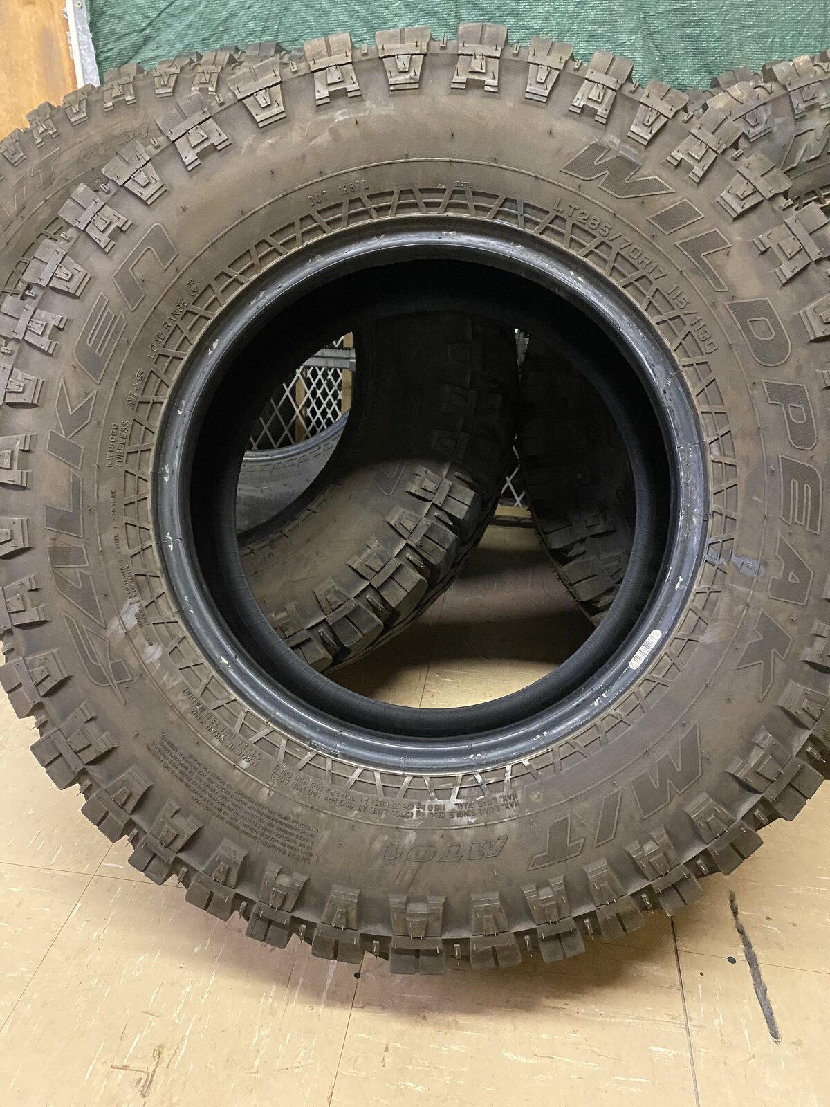 Jeep Gladiator JTR stock suspension + 5mt tires A28EEBDB-663A-4F9F-B362-395F2B13EC81