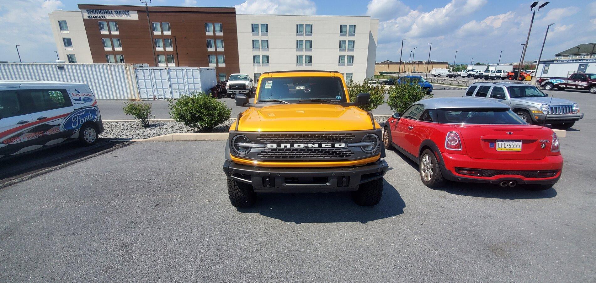 Jeep Gladiator 2021 Bronco 20210828_132831