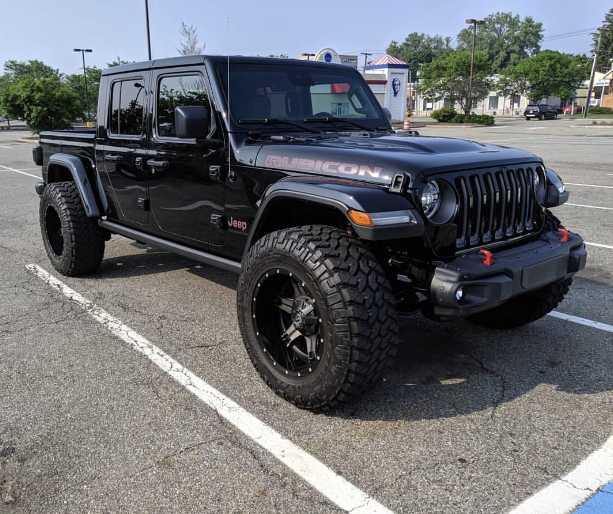 Jeep Gladiator BLACK Gladiator JT Club 2FDDEFCD-D7CD-4E90-B6DB-00F829E36473