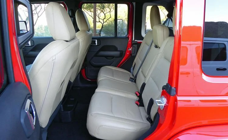 Jeep Gladiator Rear CLOTH Seat - JT vs. JL - How different? 2018-jeep-wrangler-jl-sahara-tan-leather-rear-seat